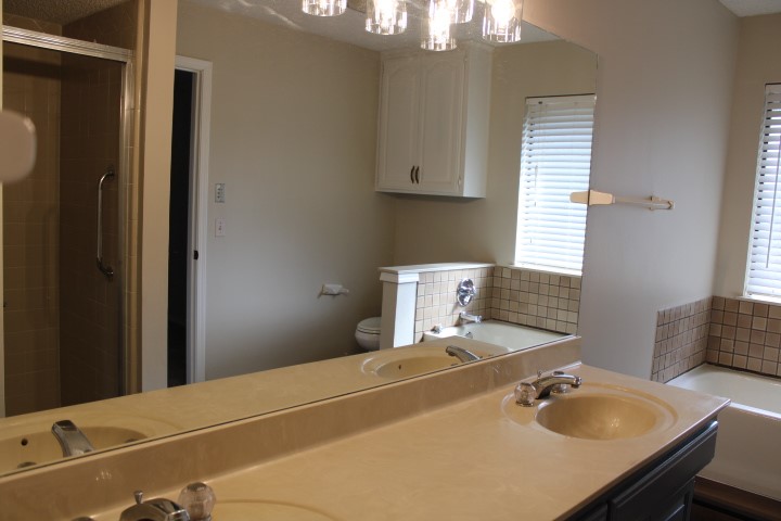 8813 S 71st East Avenue E Property Photo 22