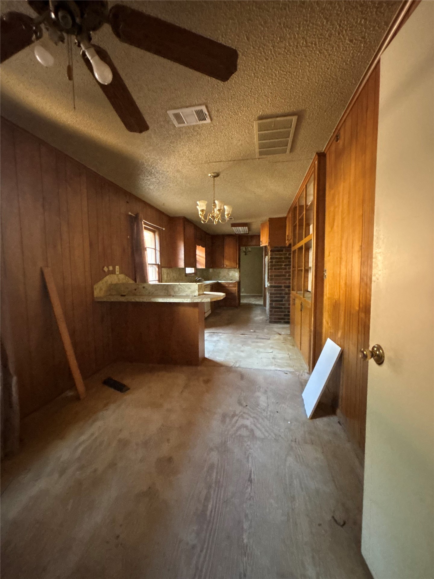 418 W Rogers Boulevard Property Photo 10