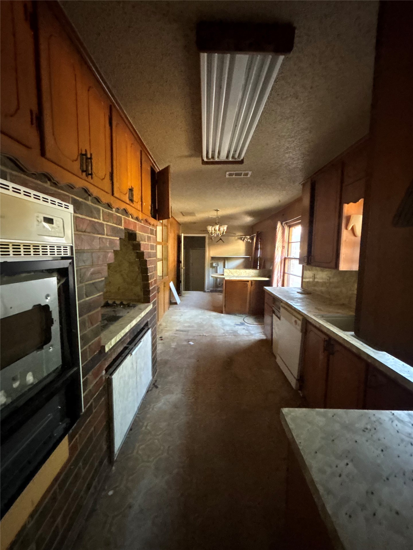 418 W Rogers Boulevard Property Photo 11