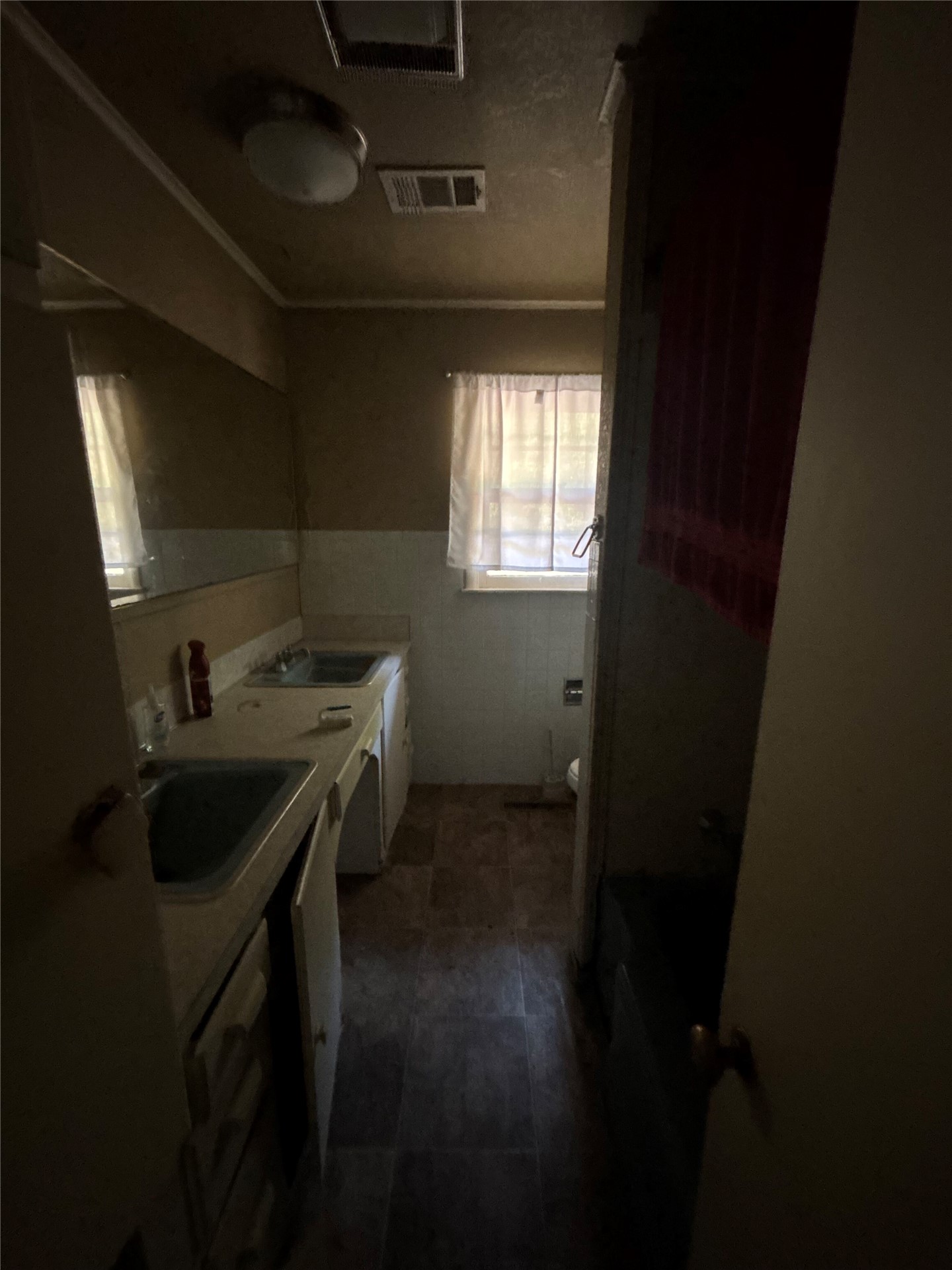 418 W Rogers Boulevard Property Photo 13