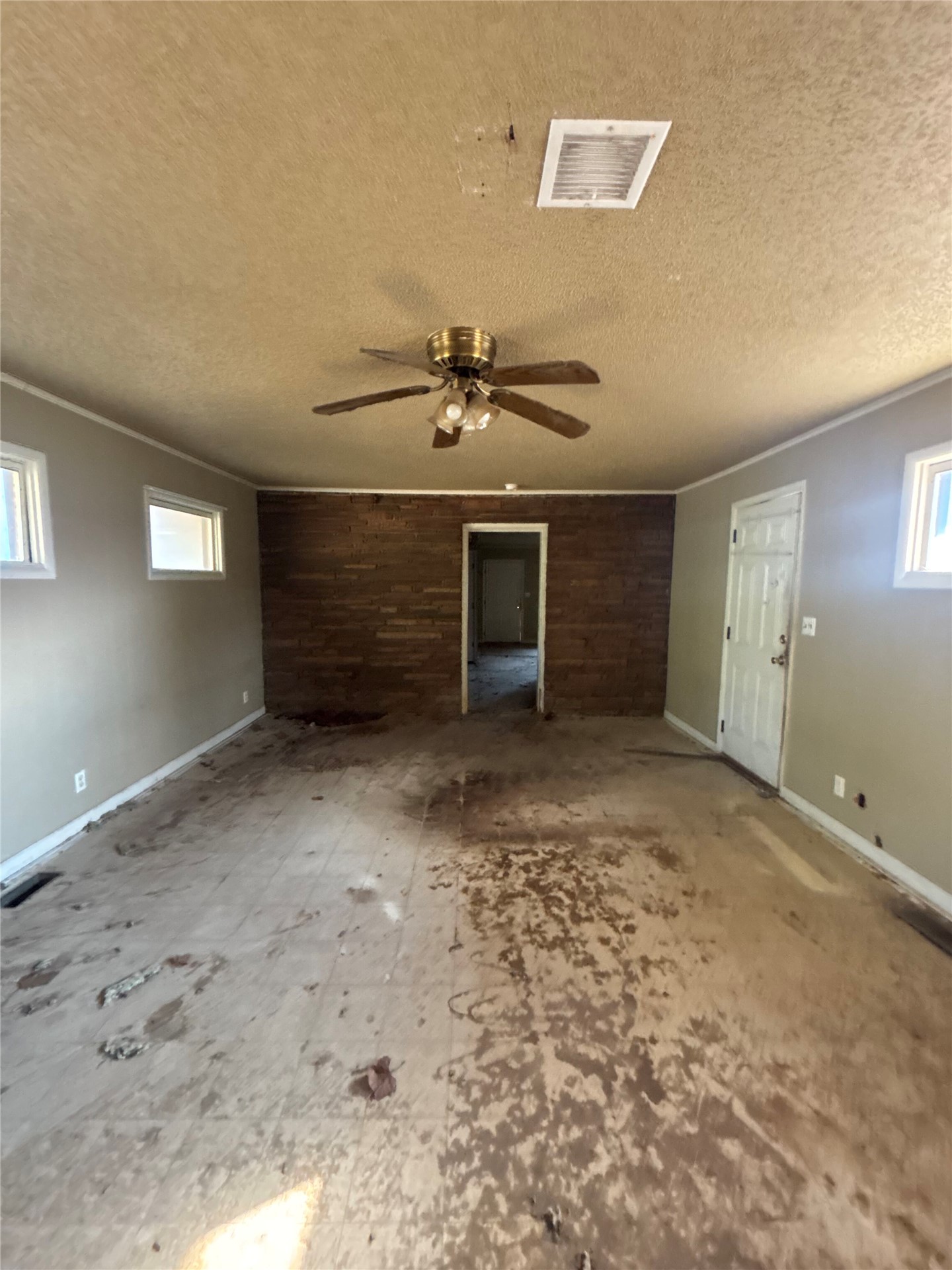 418 W Rogers Boulevard Property Photo 15