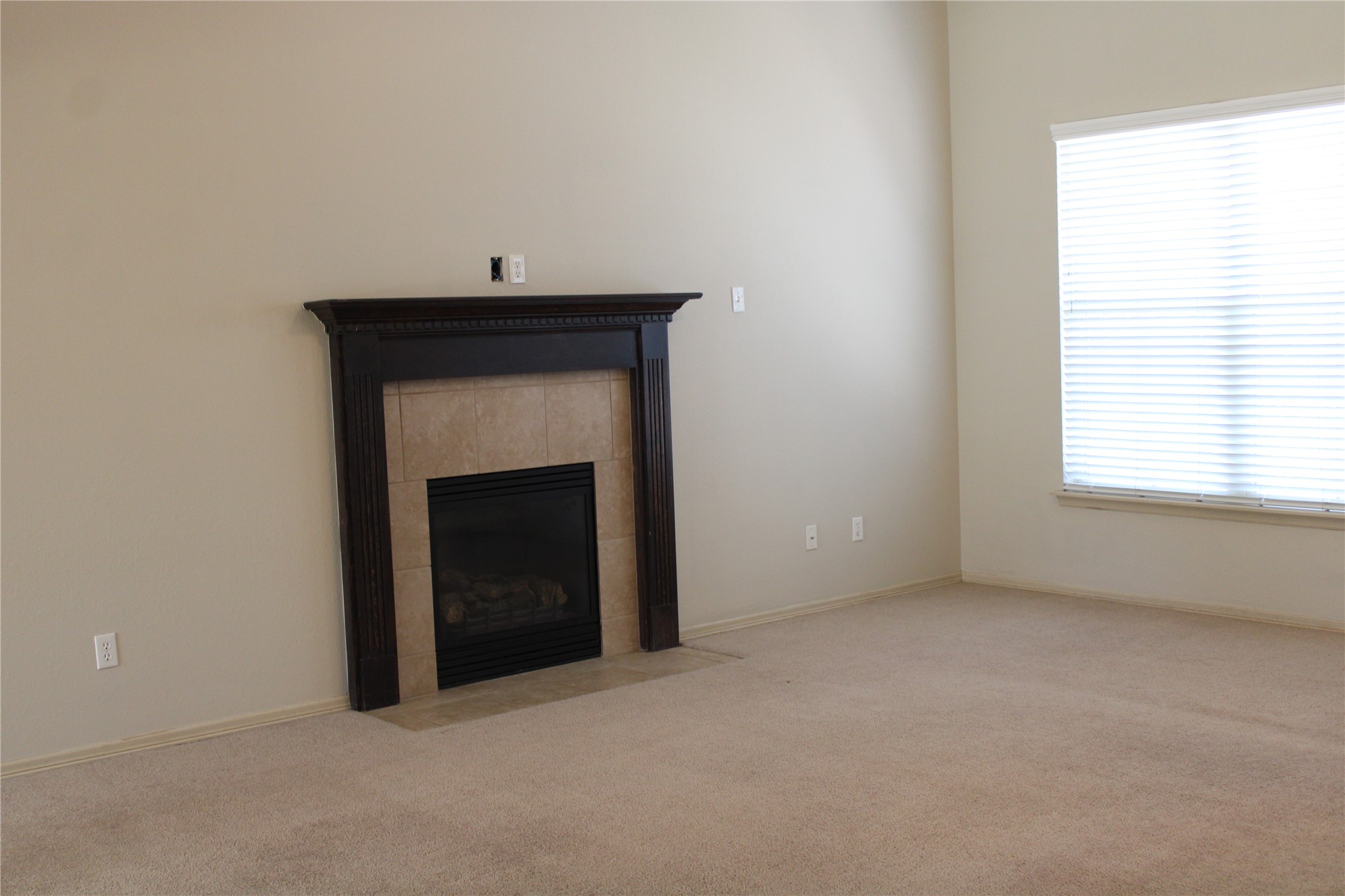 3008 W Mobile Place Property Photo 3