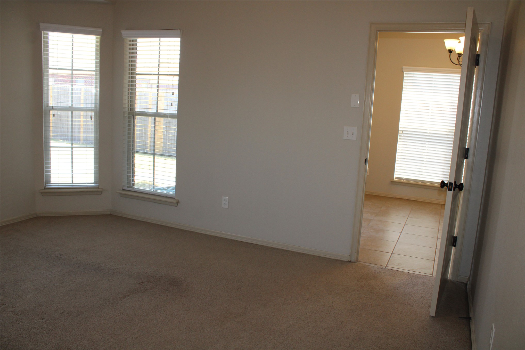 3008 W Mobile Place Property Photo 8