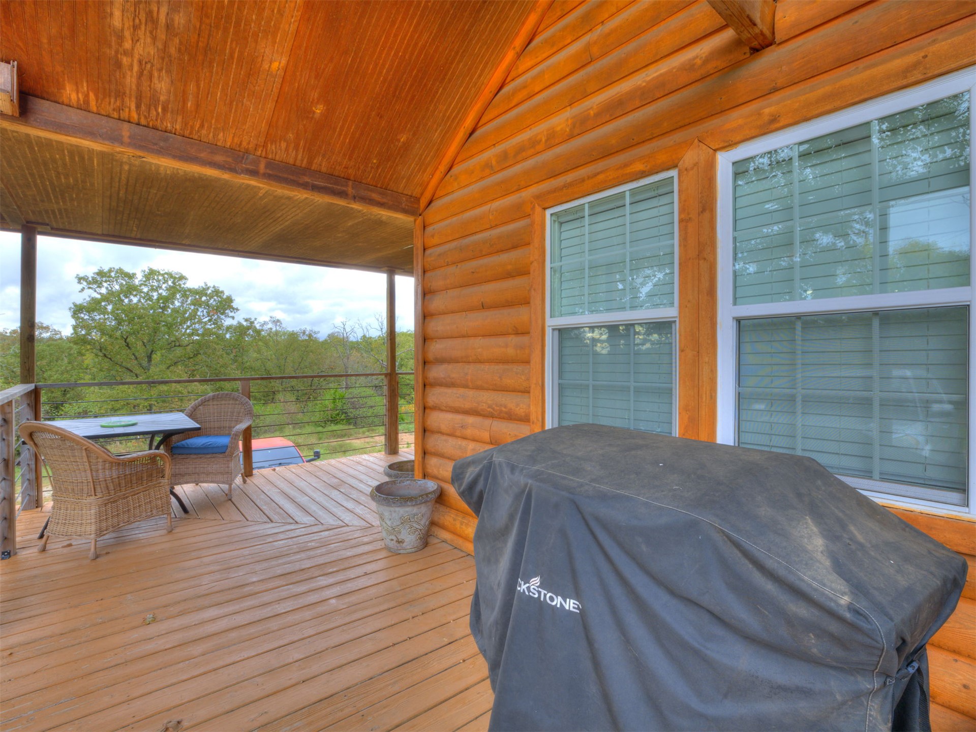 380 N 160th Avenue Property Photo 4