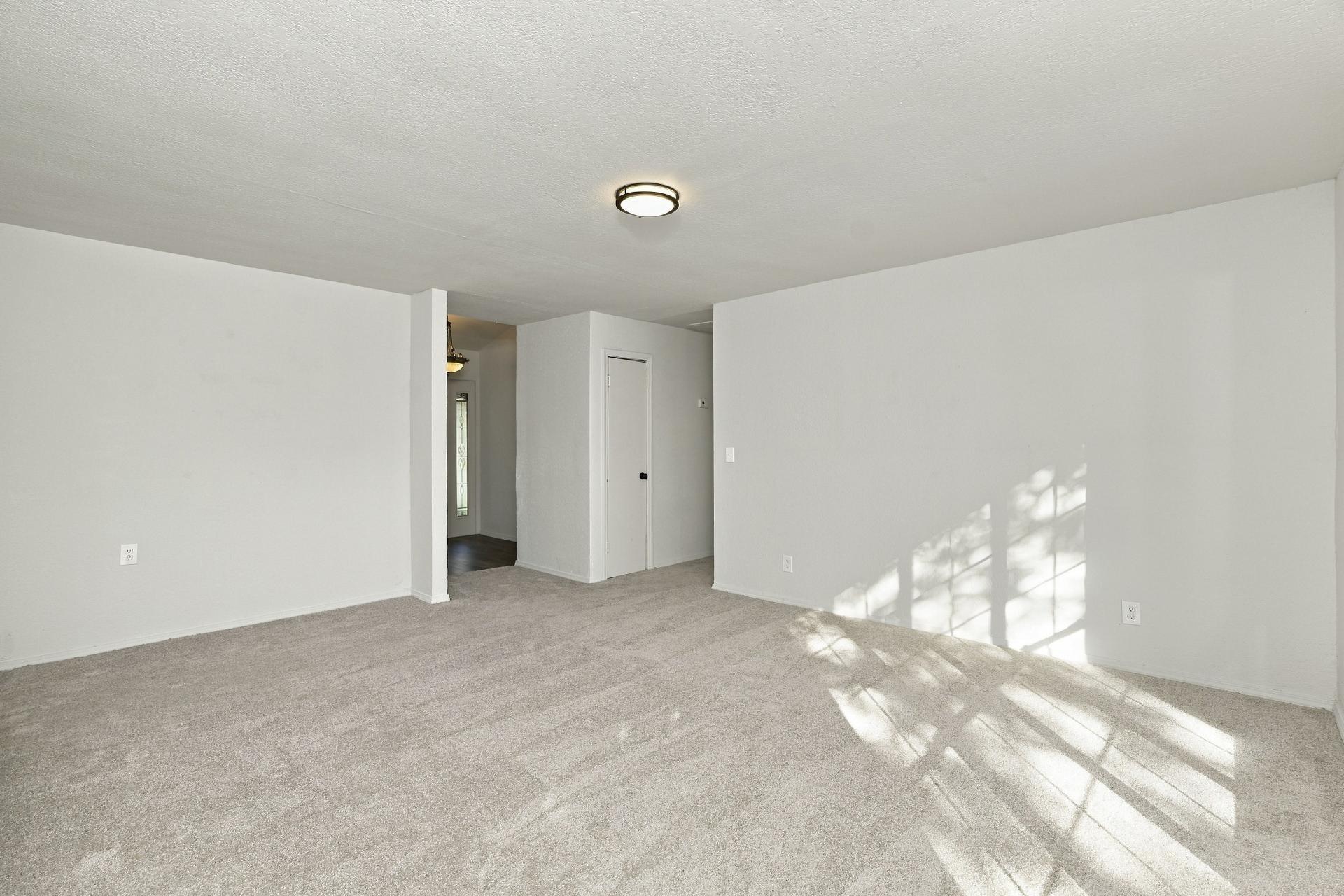2018 E 49th Street N Property Photo 6