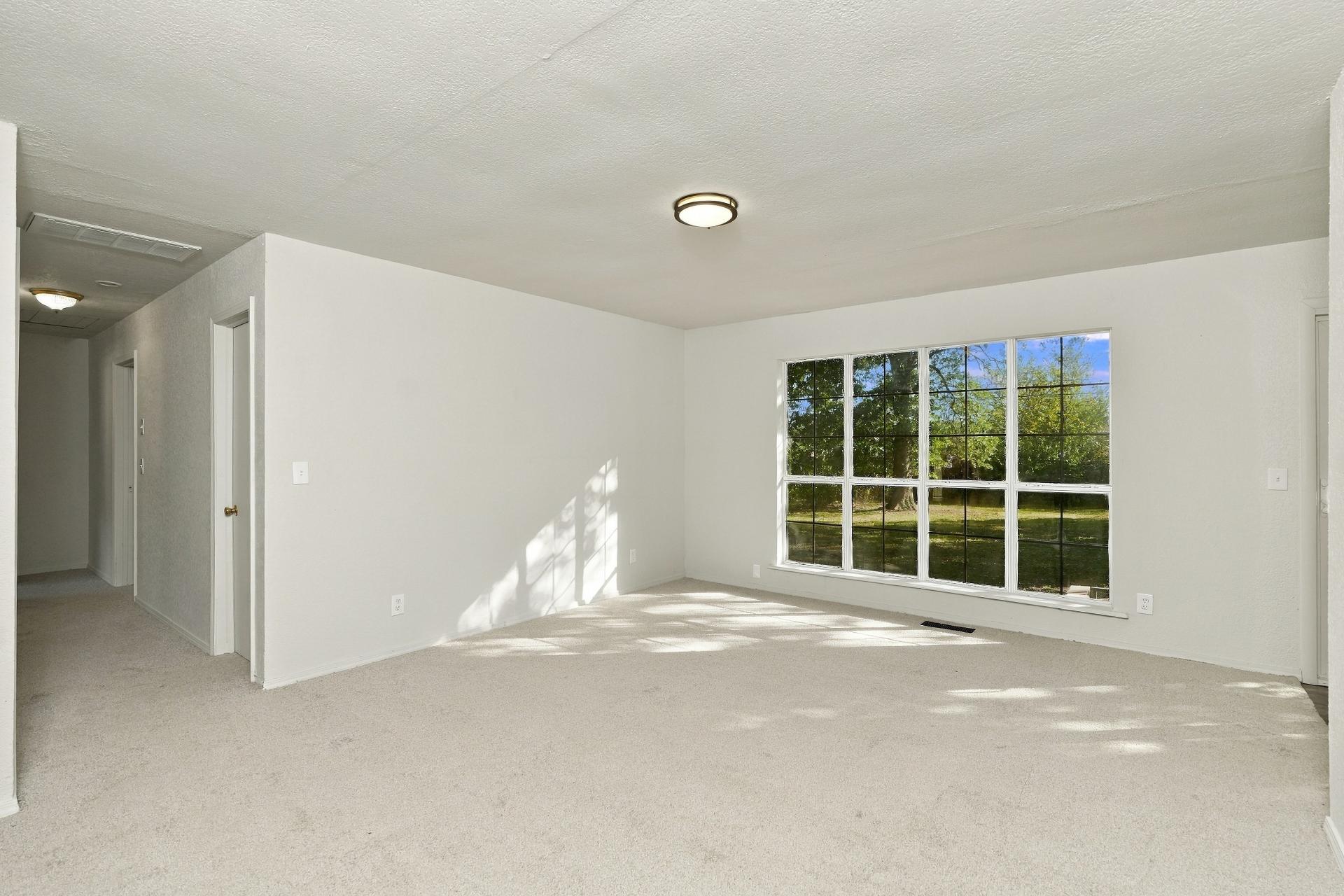 2018 E 49th Street N Property Photo 8