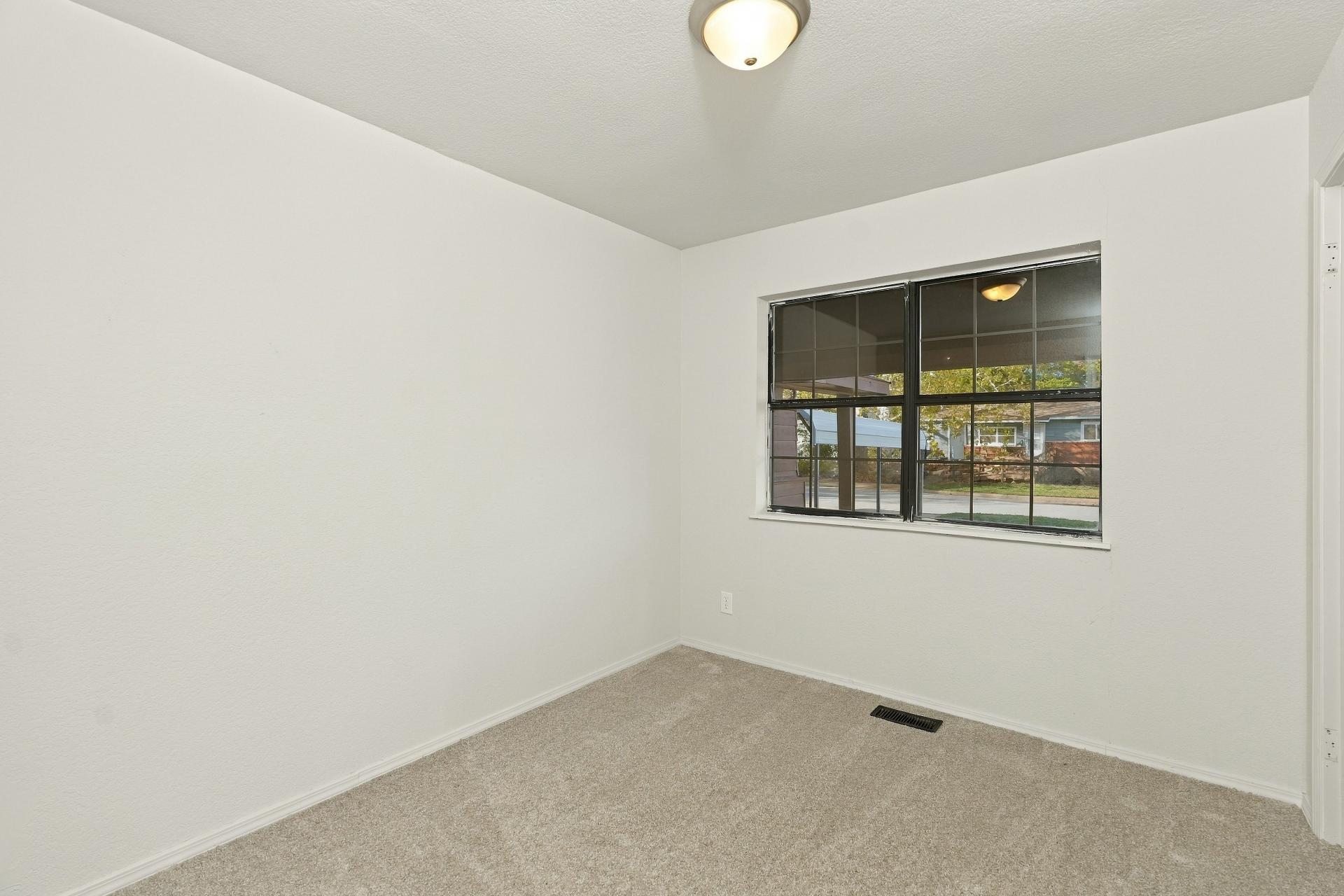 2018 E 49th Street N Property Photo 13