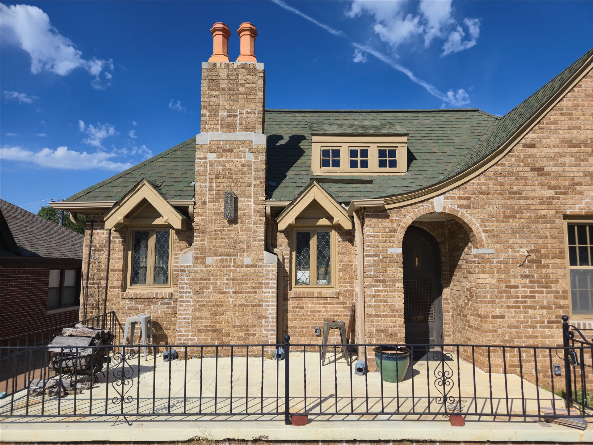 1519 E 21 Street Property Photo 1