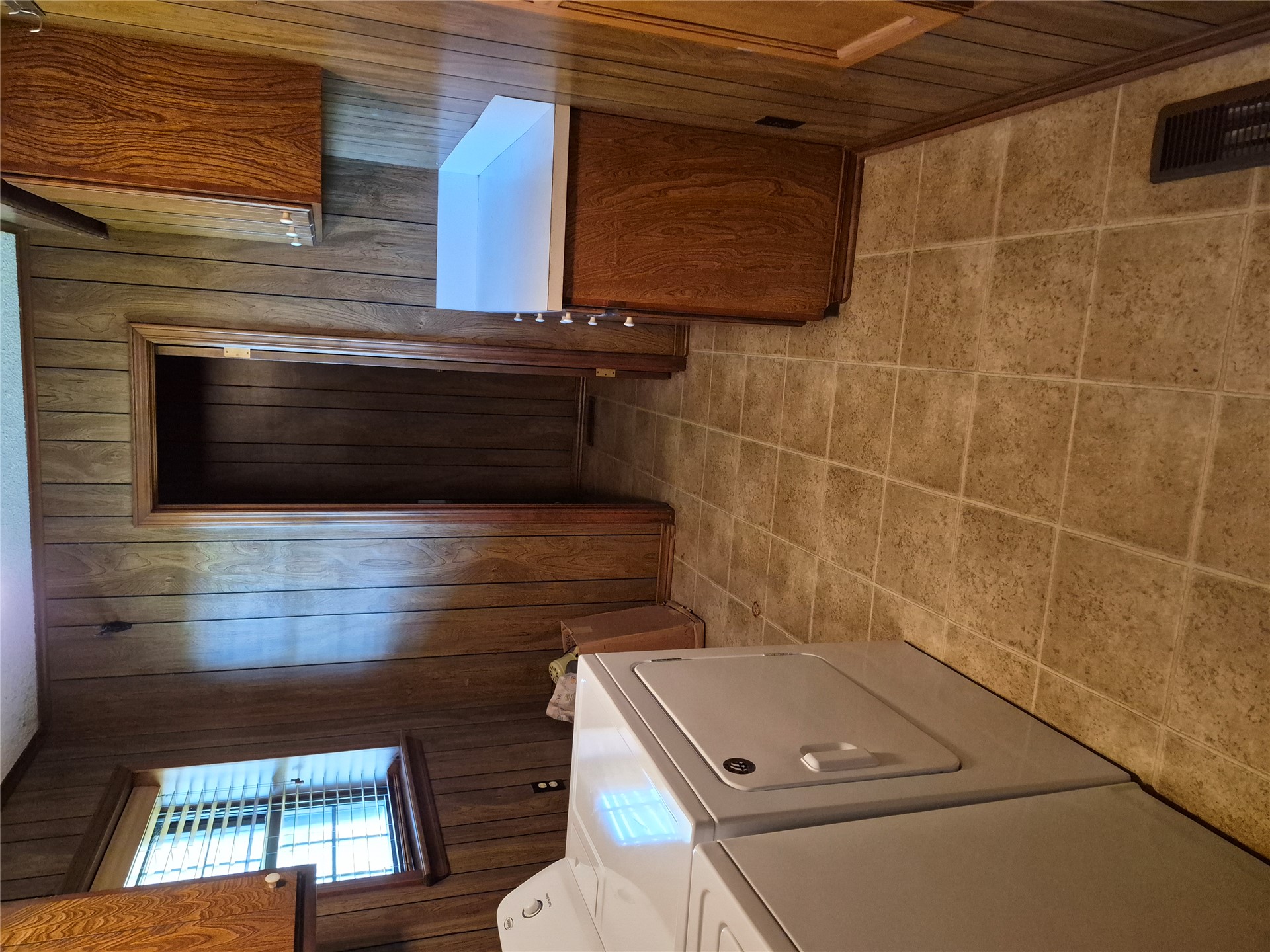 102562 S 4210 Road Property Photo 26