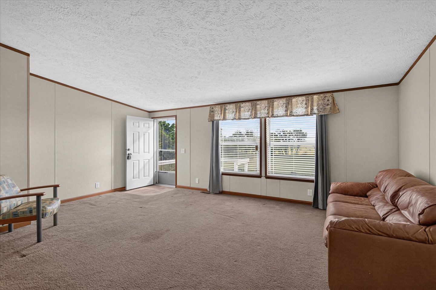 22563 Ns 416 Road Property Photo 5