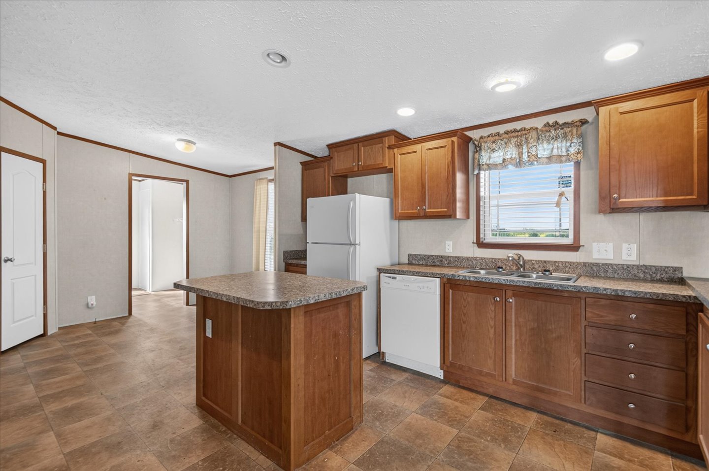 22563 Ns 416 Road Property Photo 7