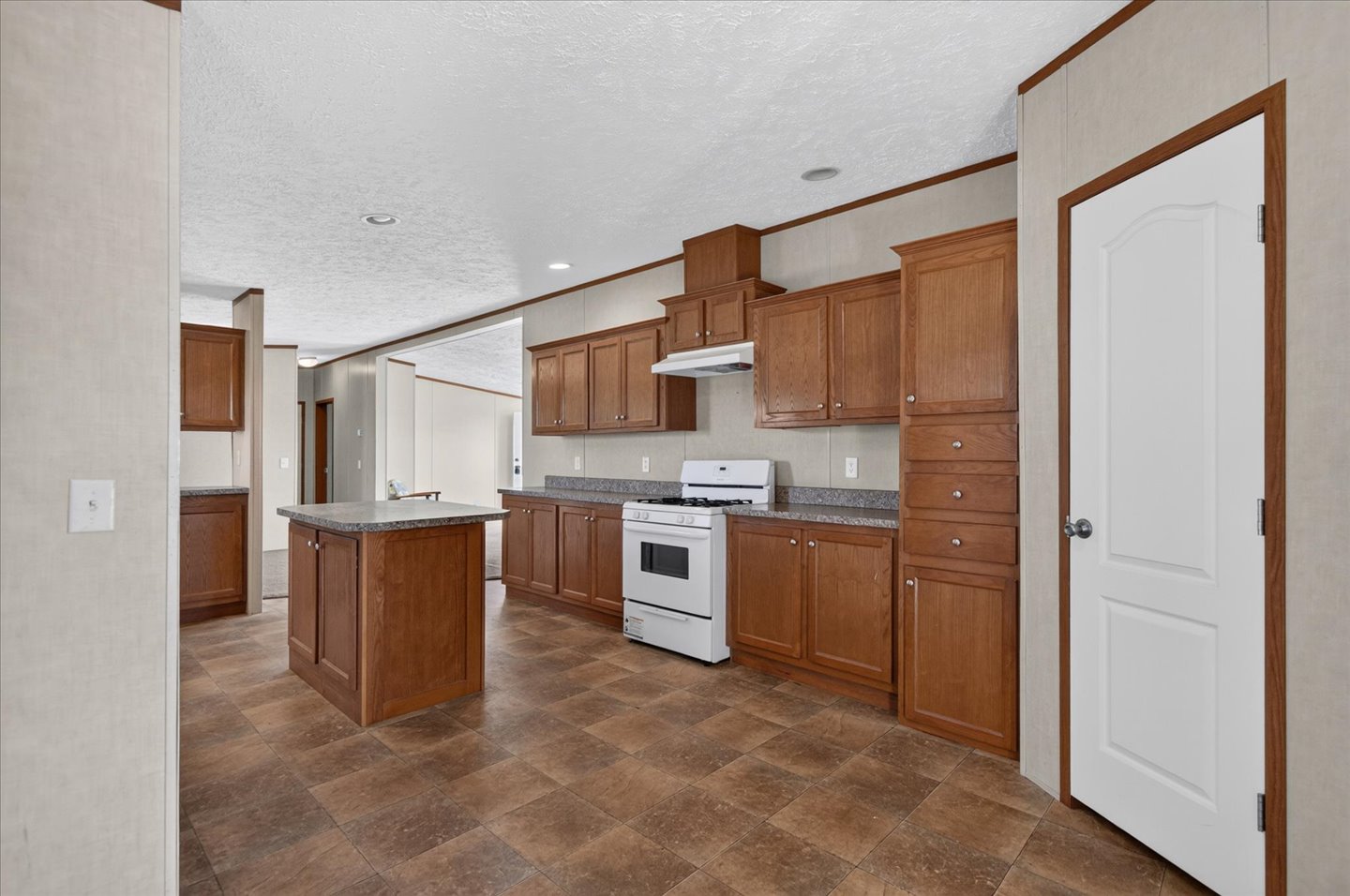 22563 Ns 416 Road Property Photo 11