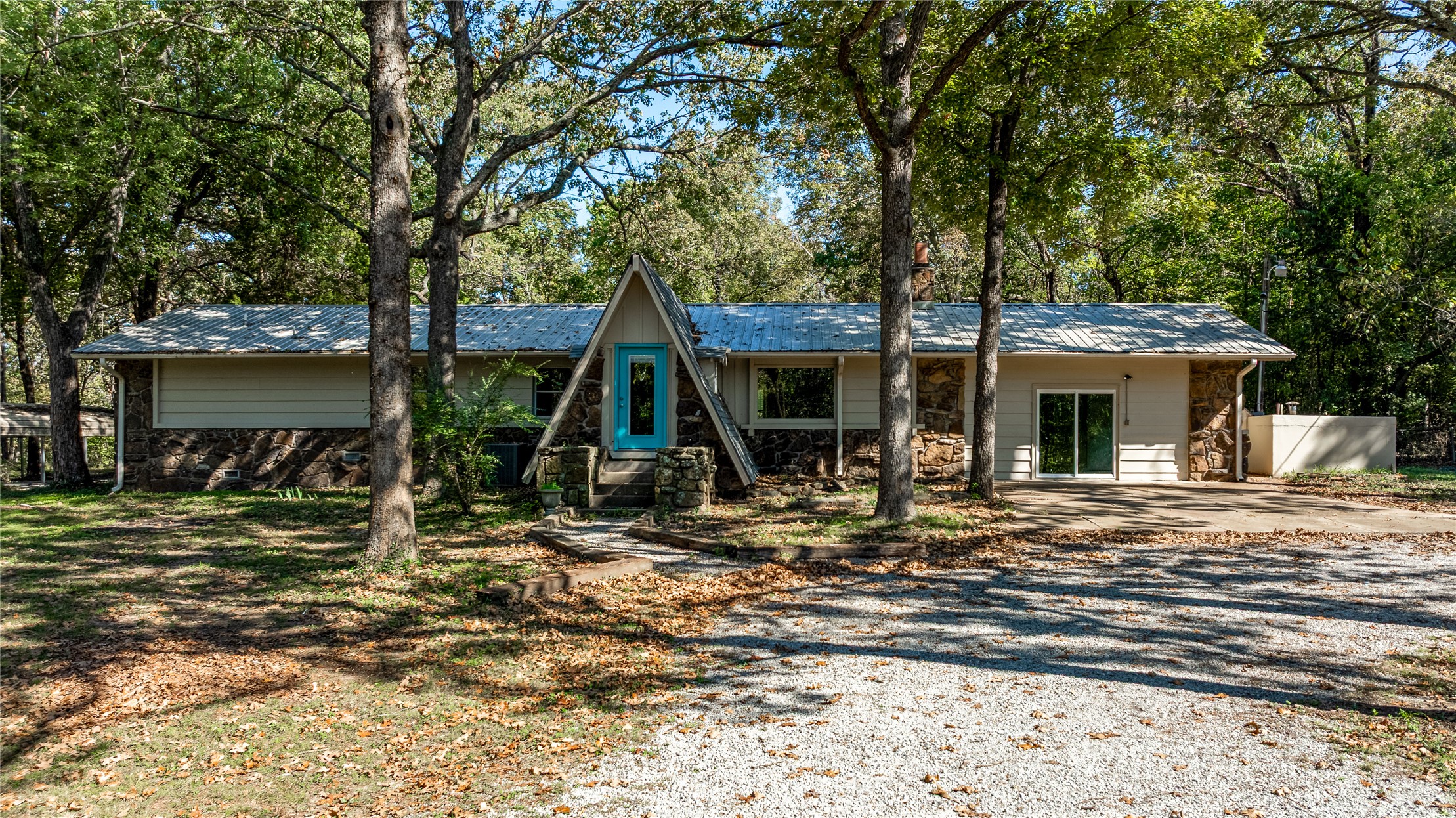 32250 S 620 Road Property Photo 2