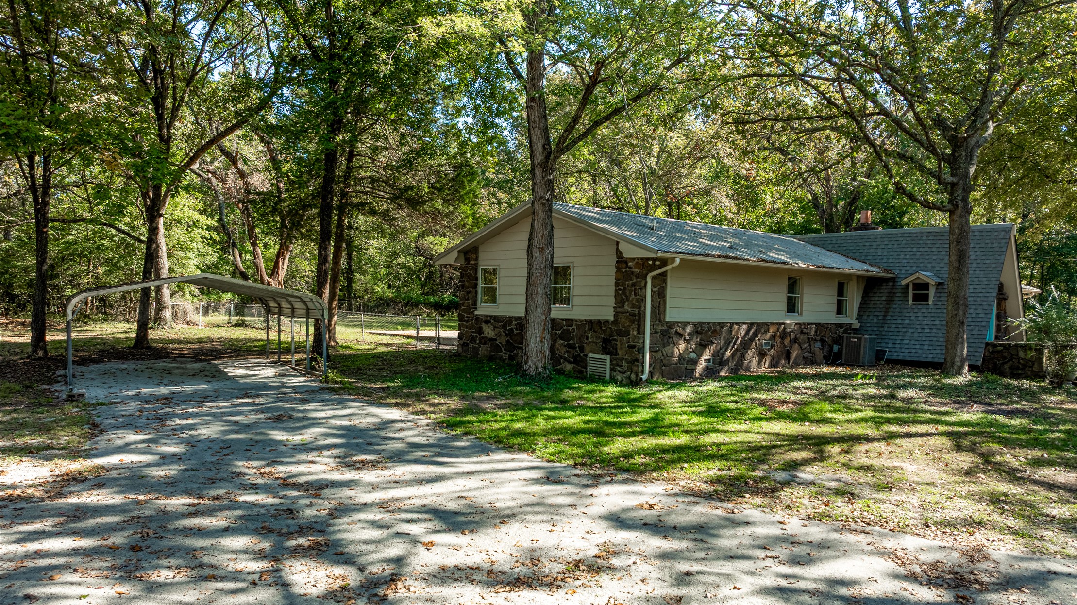 32250 S 620 Road Property Photo 4