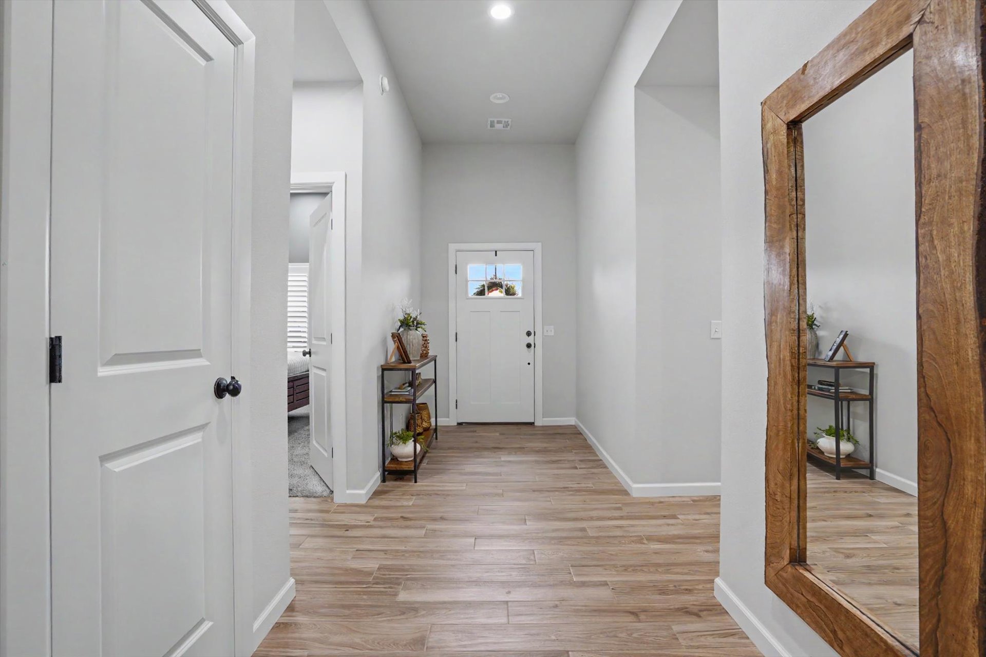 18977 E Ridgeline Road Property Photo 5