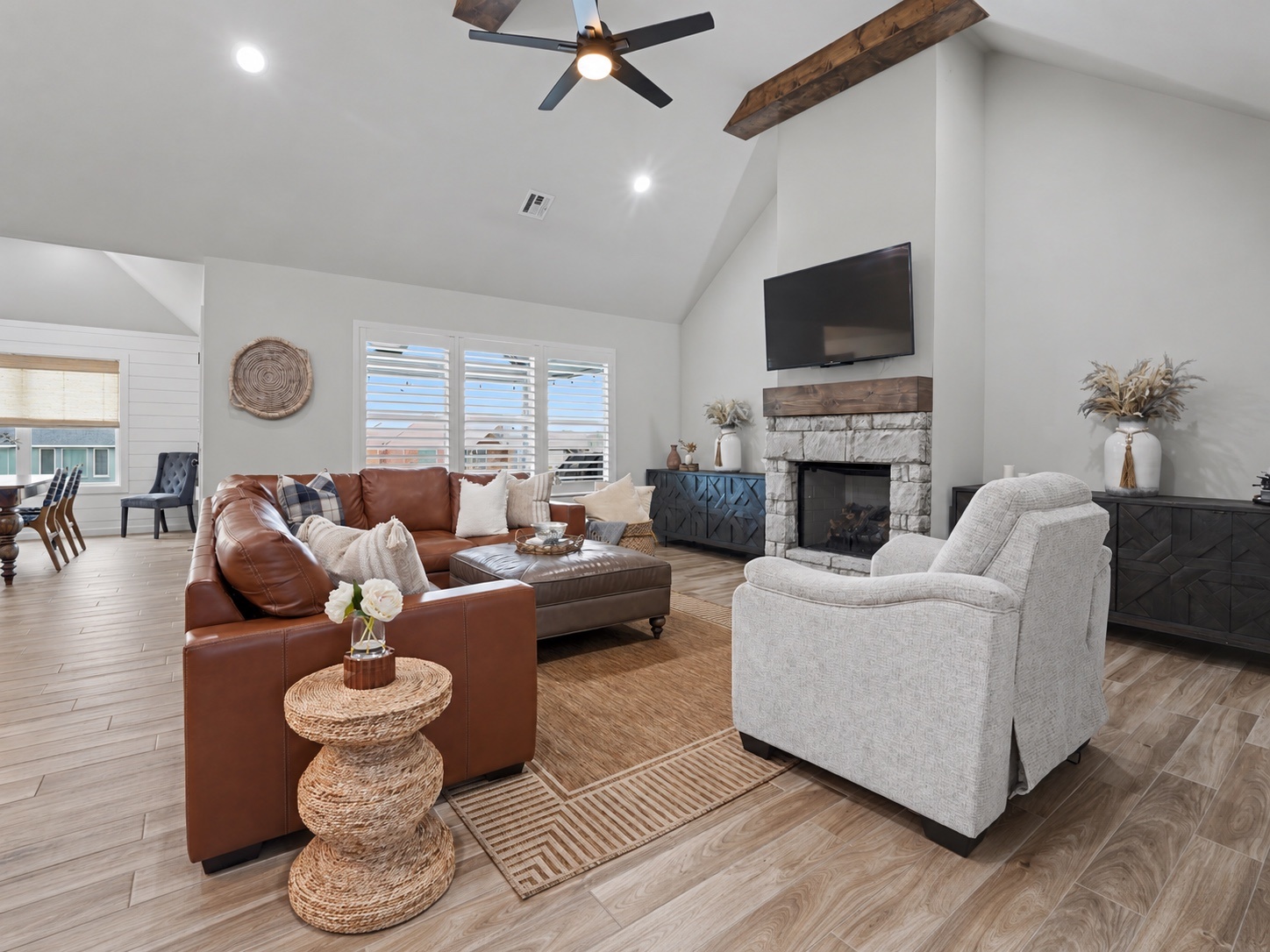 18977 E Ridgeline Road Property Photo 8