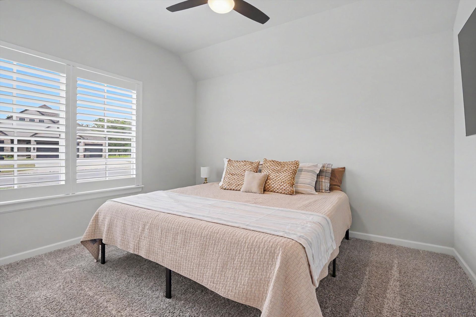 18977 E Ridgeline Road Property Photo 40