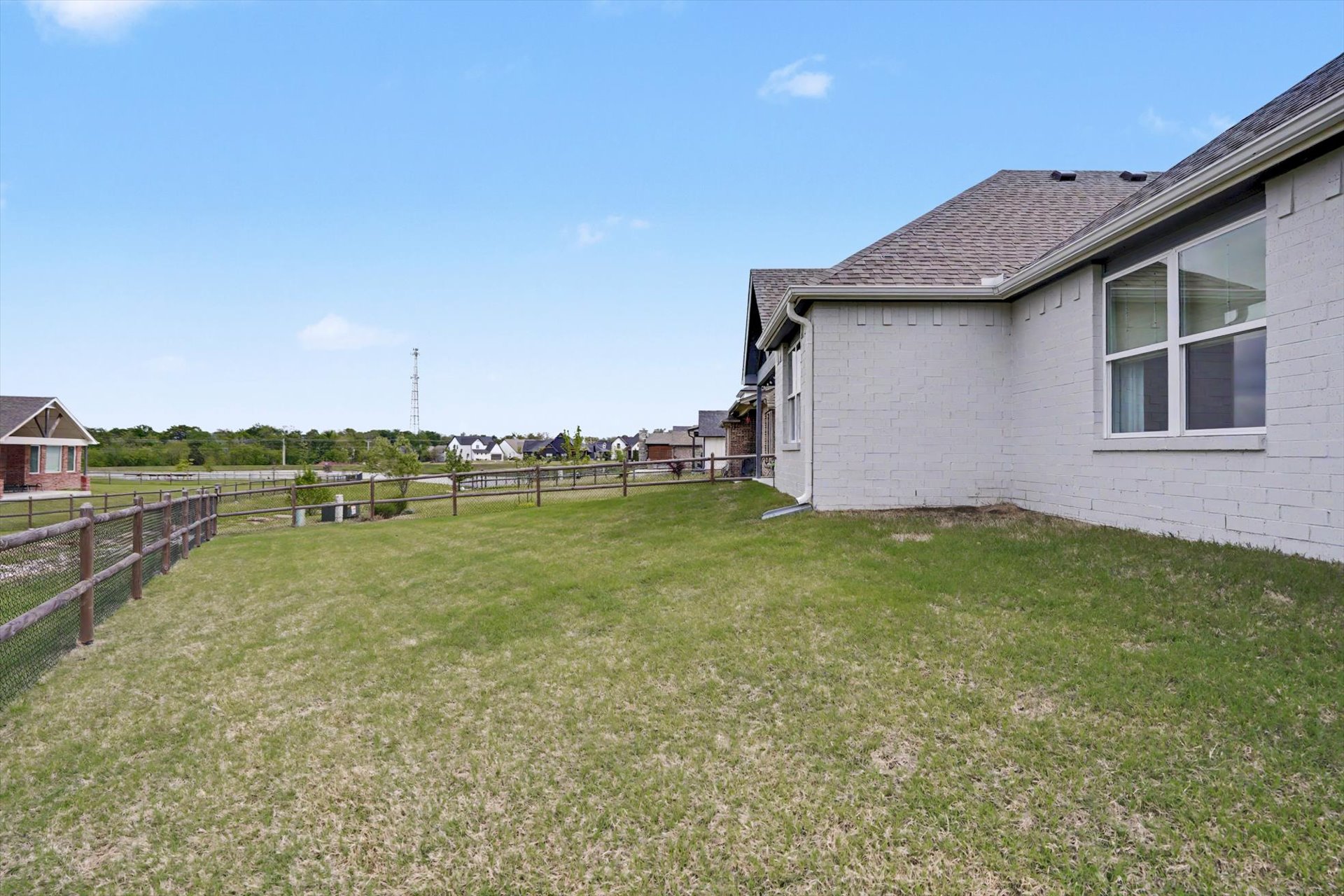 18977 E Ridgeline Road Property Photo 45