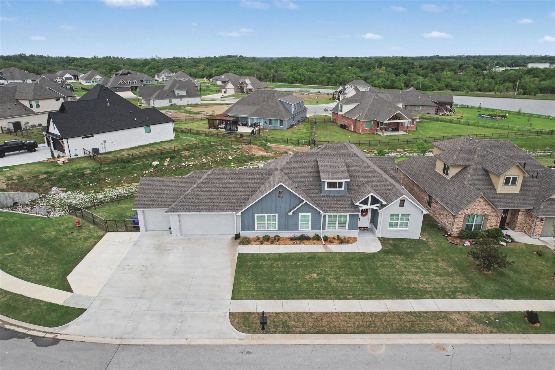18977 E Ridgeline Road Property Photo 46