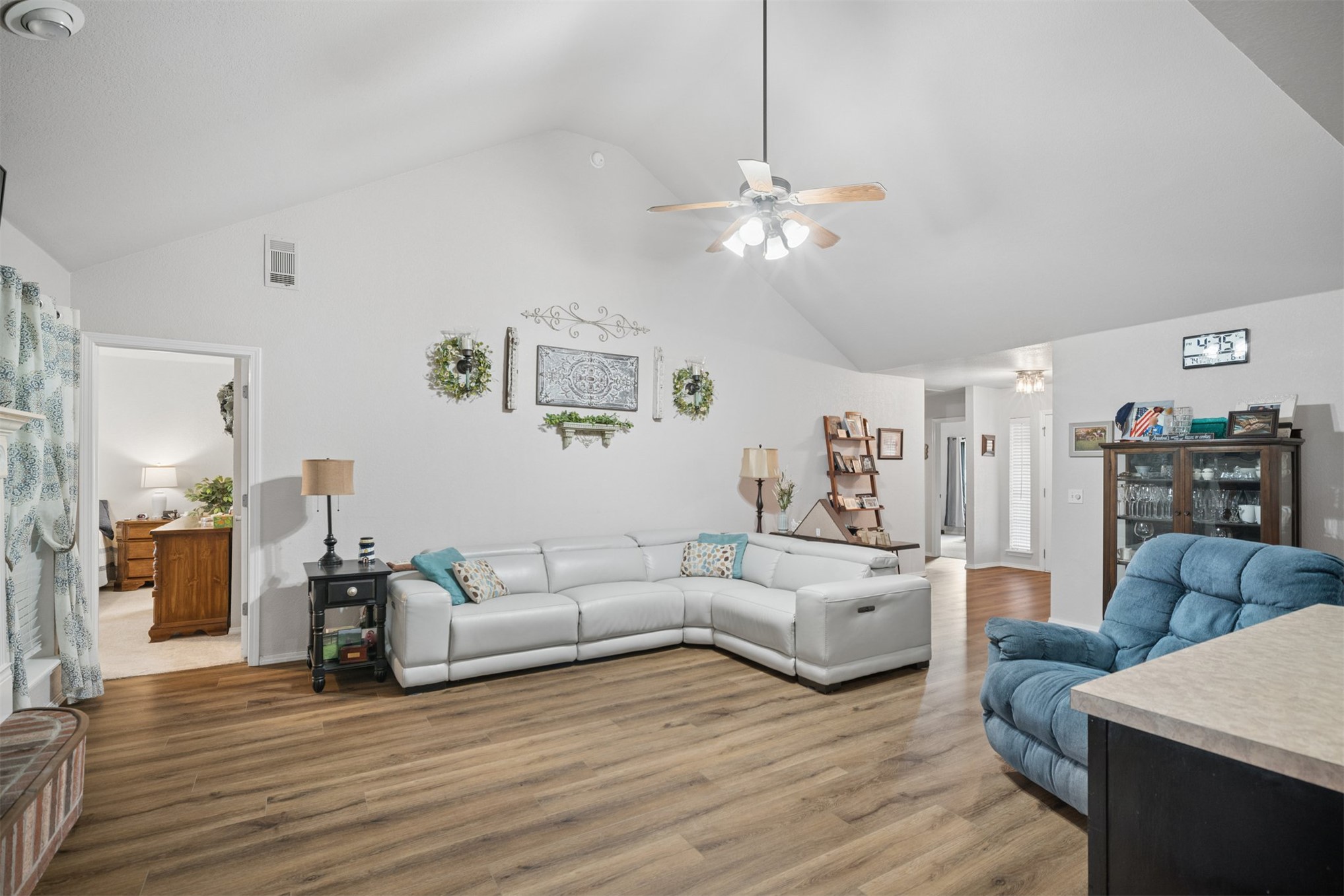 8105 S Elder Avenue Property Photo 14
