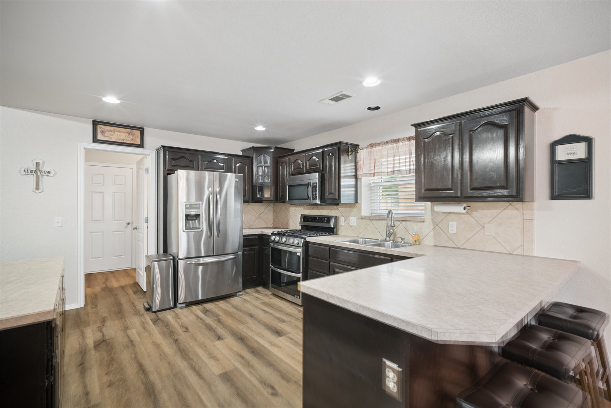 8105 S Elder Avenue Property Photo 15