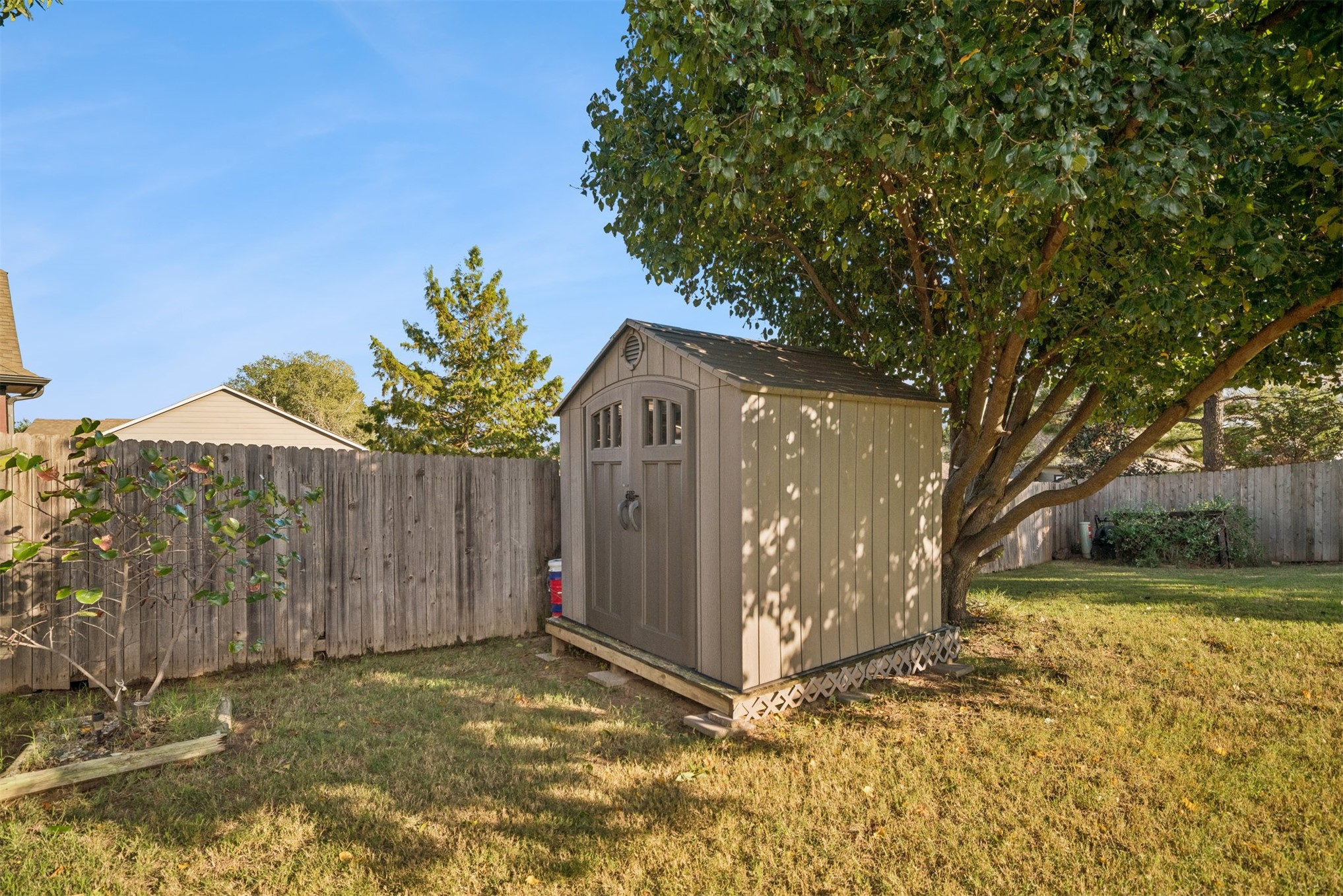 8105 S Elder Avenue Property Photo 34