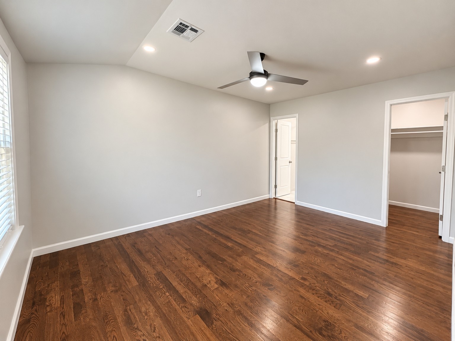 5315 E 33rd Street Property Photo 9