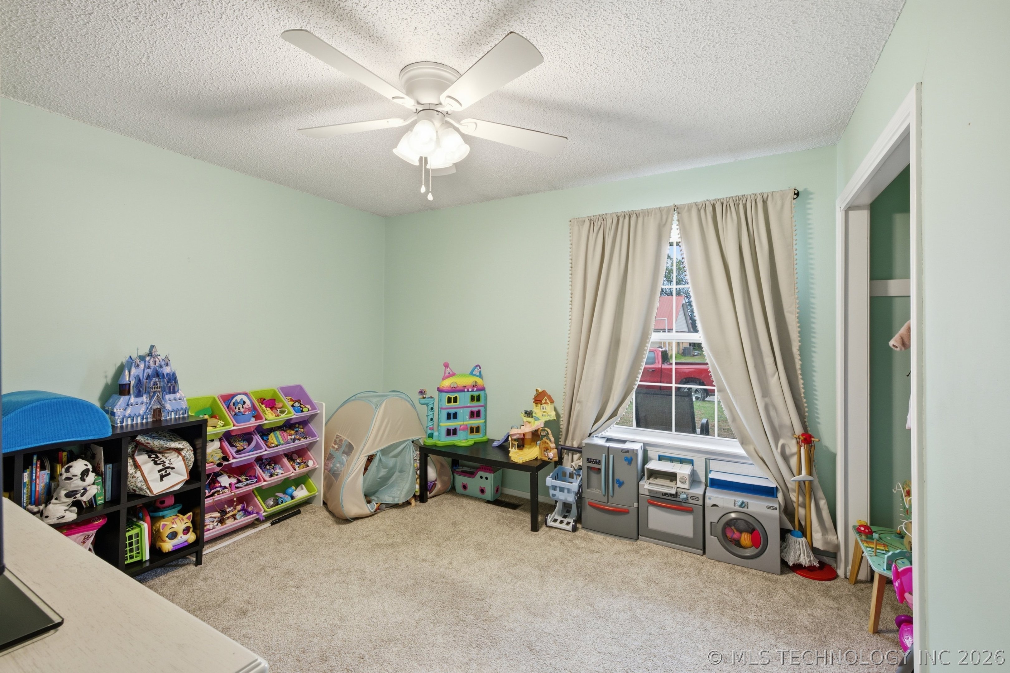 2604 Turner Street Property Photo 15
