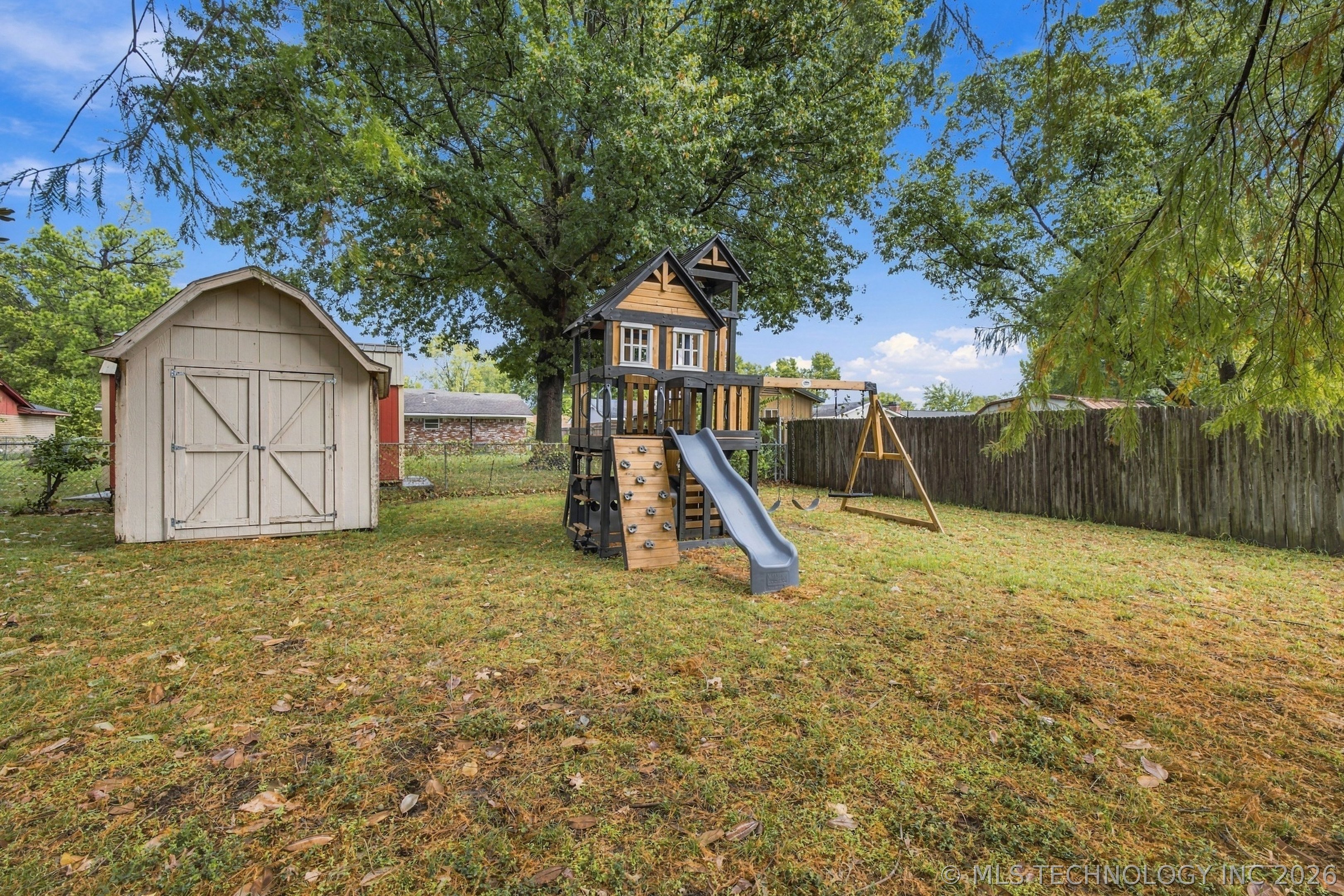 2604 Turner Street Property Photo 21