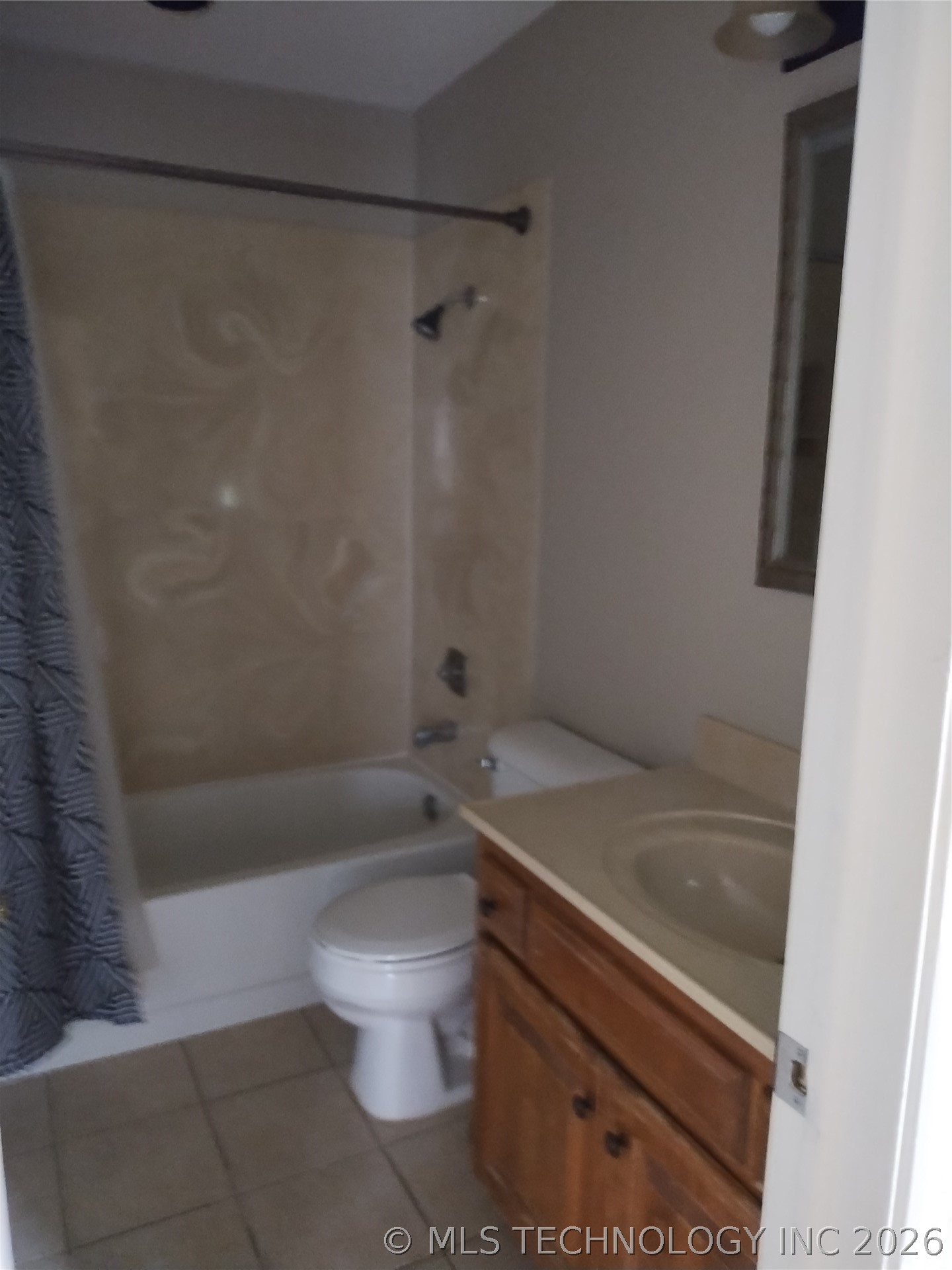 1309 W Jefferson Street Property Photo 9