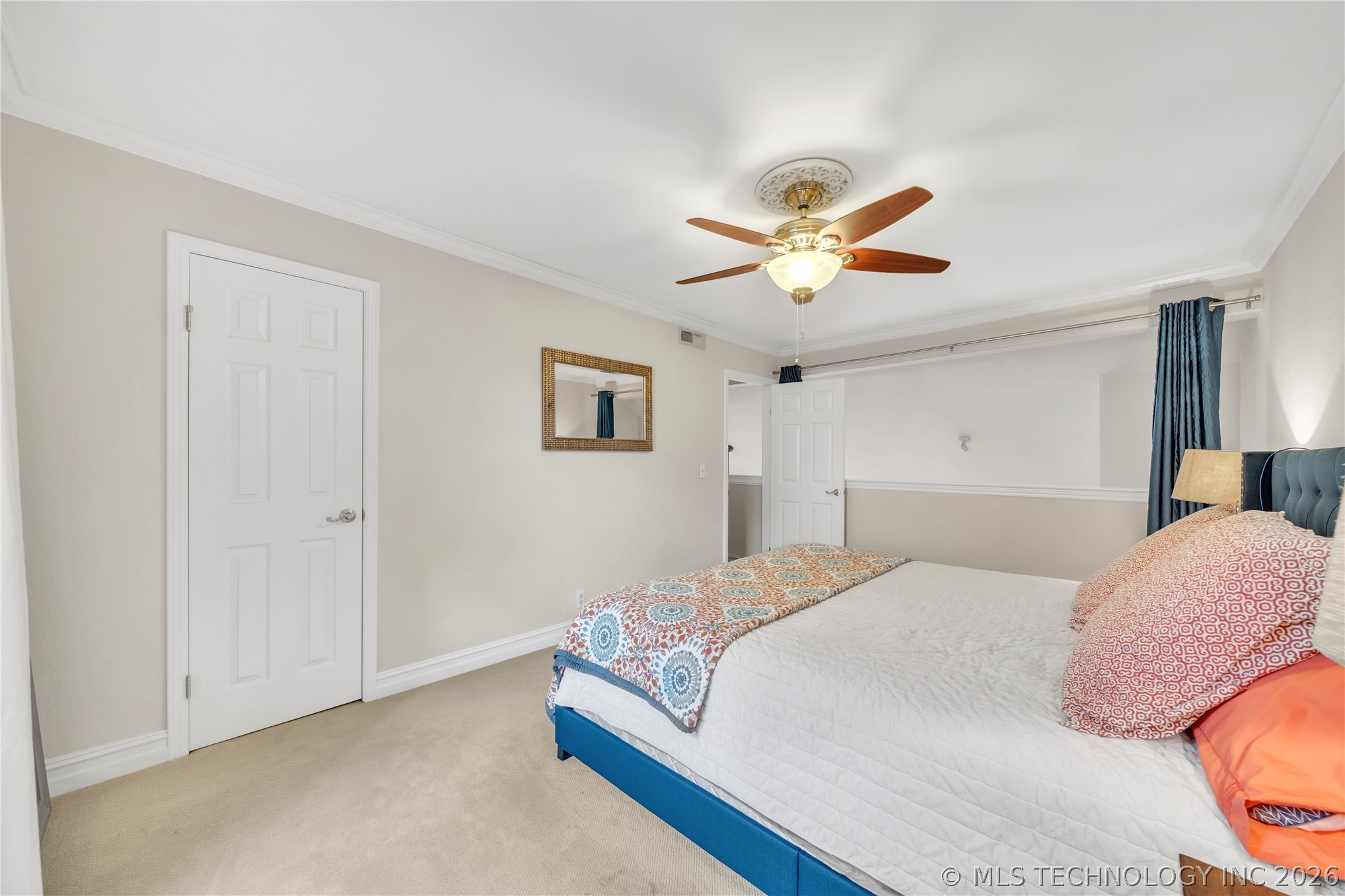 450779 E 341 17 Property Photo 19