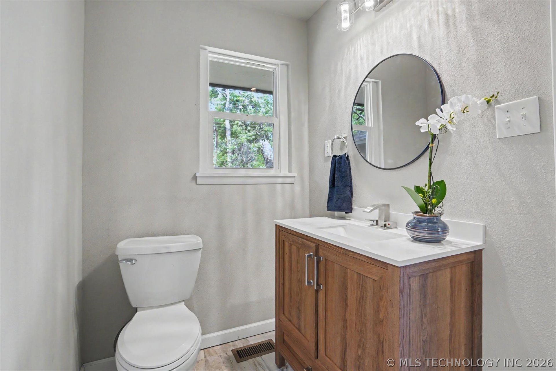 4410 Denison Street S Property Photo 26