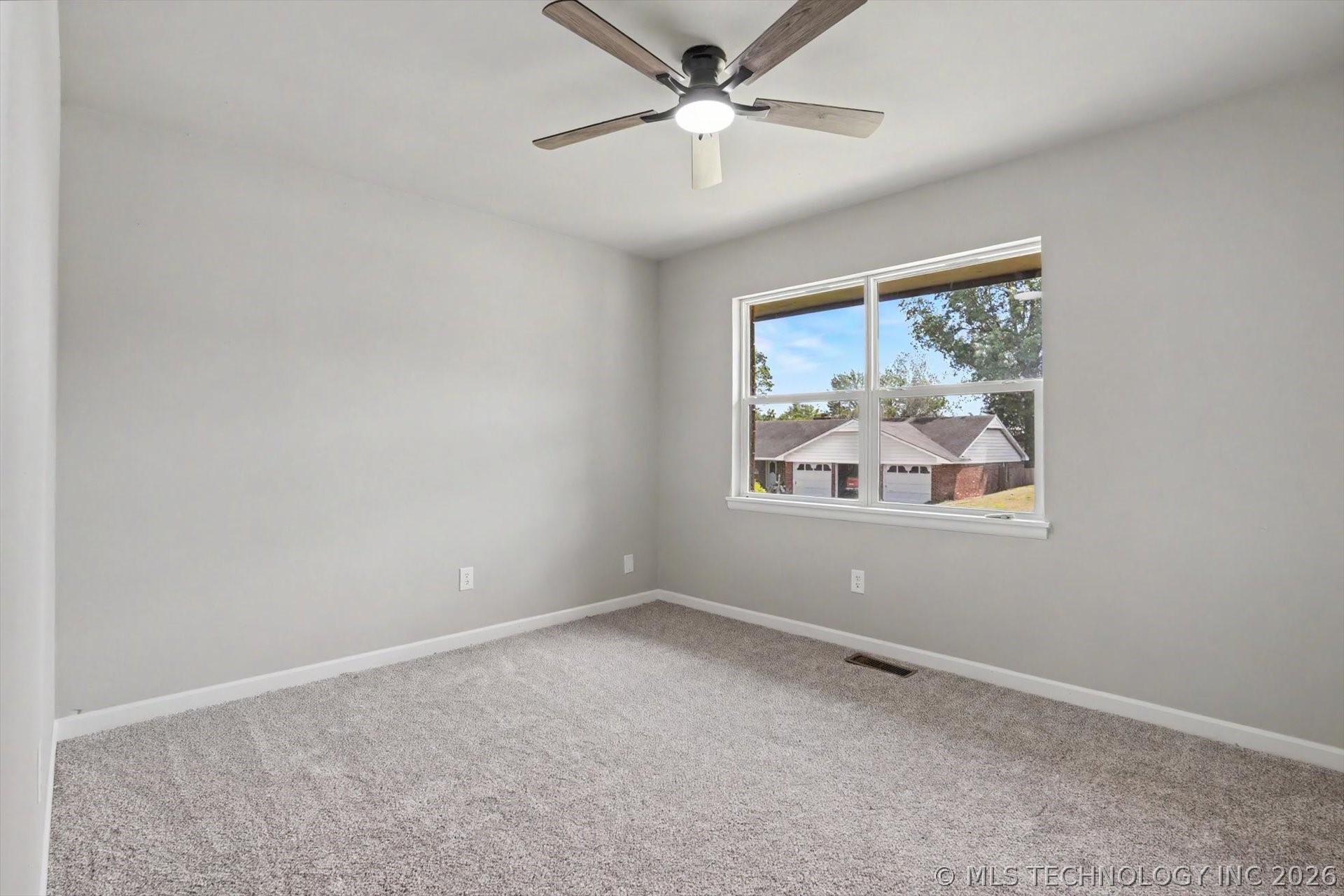 4410 Denison Street S Property Photo 34