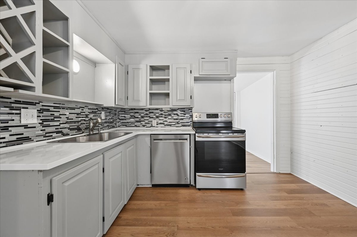 15201 Indian Road Property Photo 12