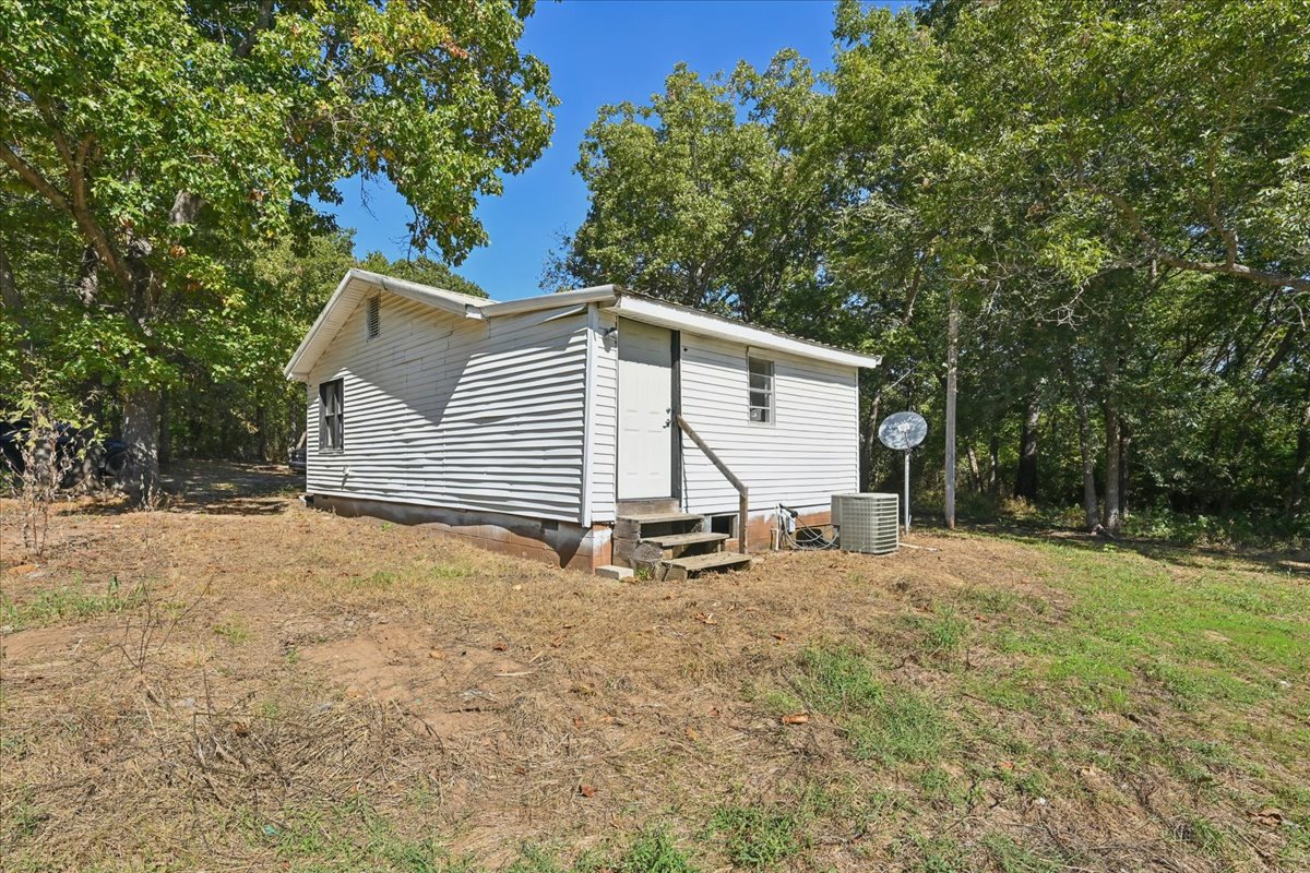 15201 Indian Road Property Photo 23