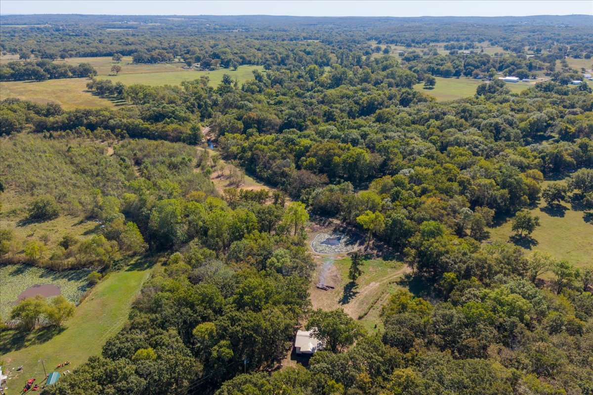 15201 Indian Road Property Photo 32