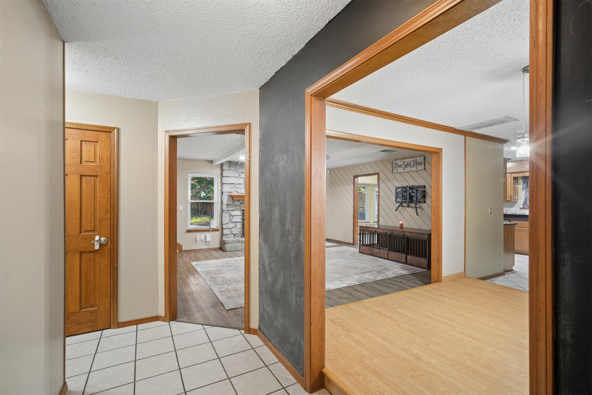 2613 W Toledo Street Property Photo 3