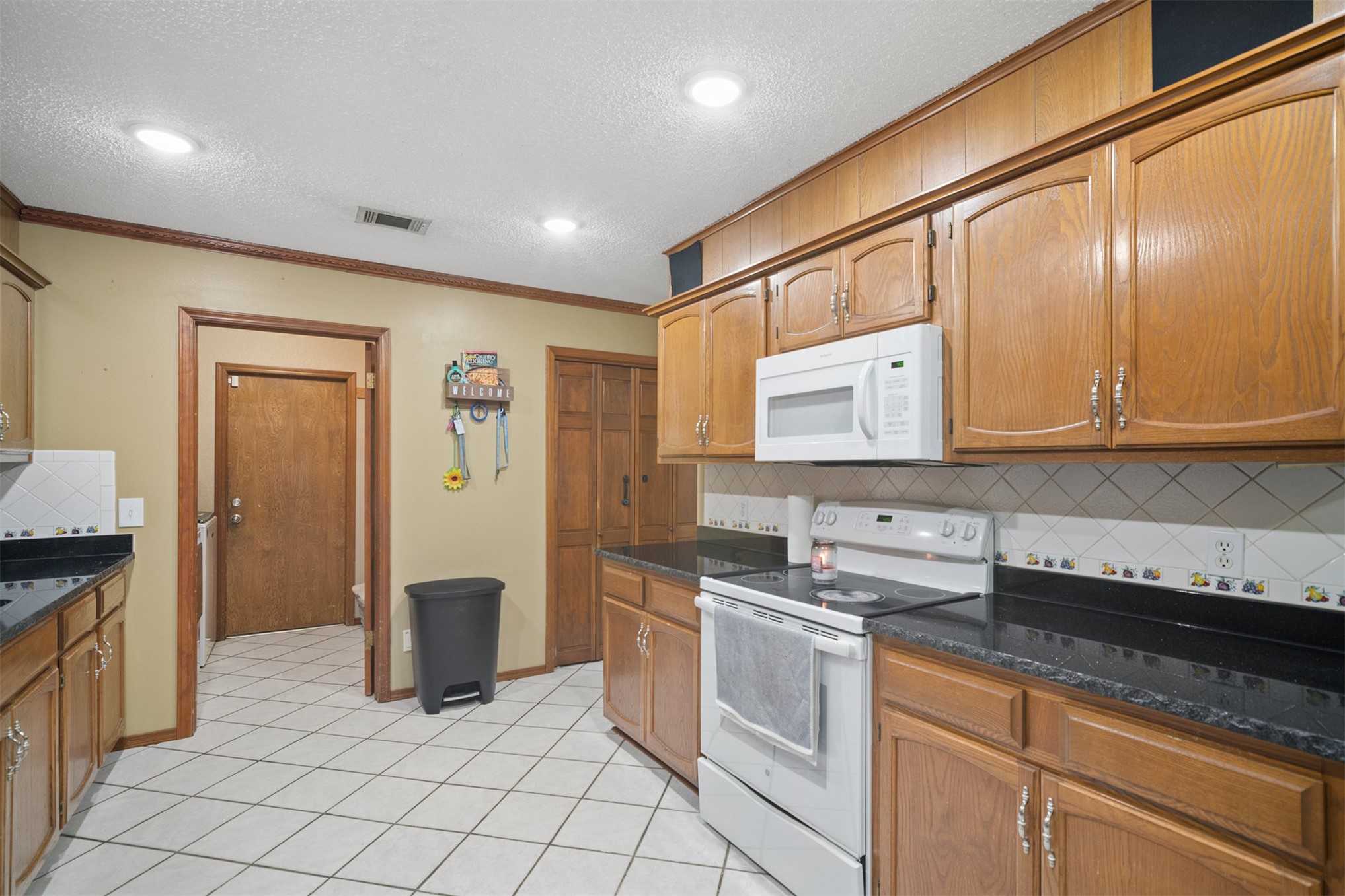 2613 W Toledo Street Property Photo 14