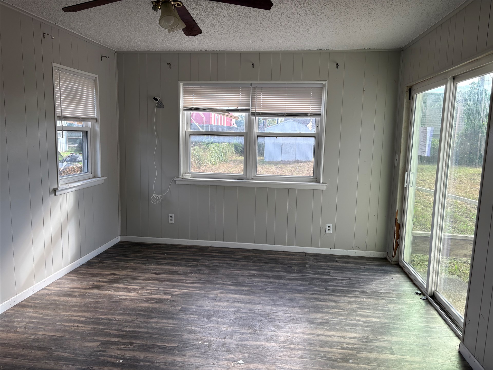 4873 S Vancouver Avenue Property Photo 8