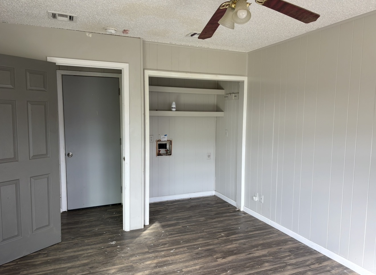 4873 S Vancouver Avenue Property Photo 9