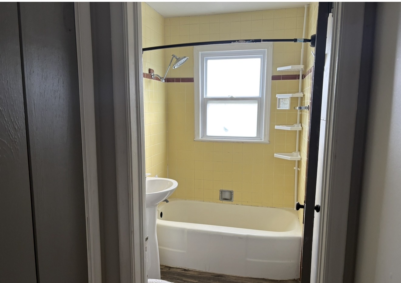 4873 S Vancouver Avenue Property Photo 10
