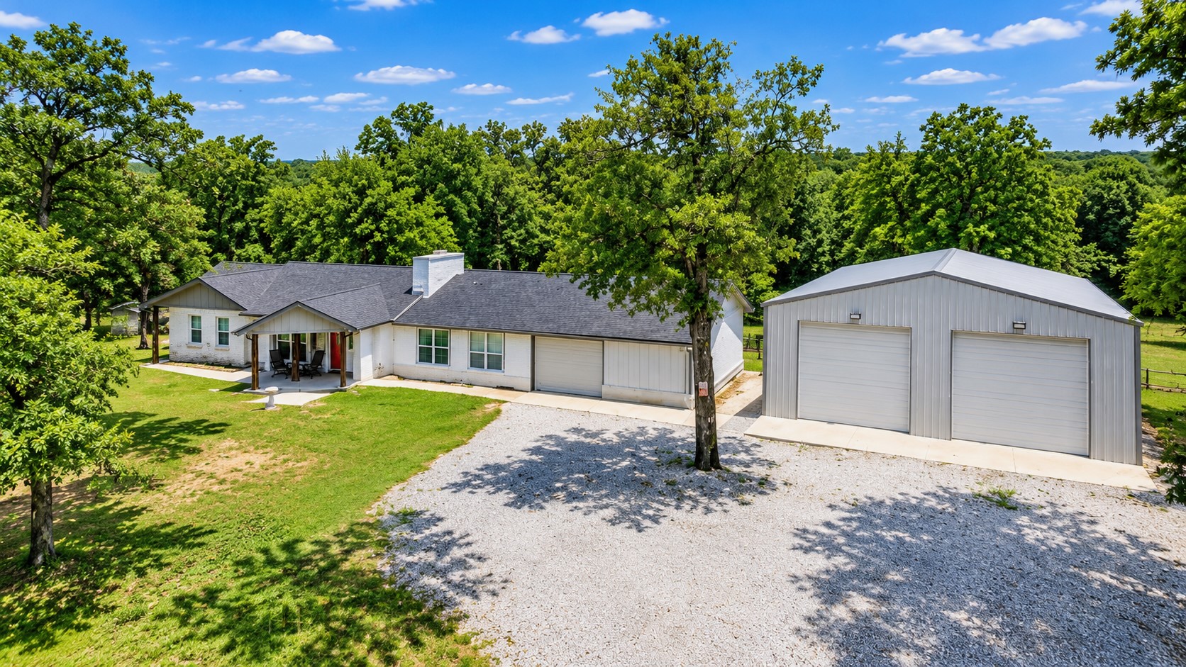 428773 E 1131 Road Property Photo 1