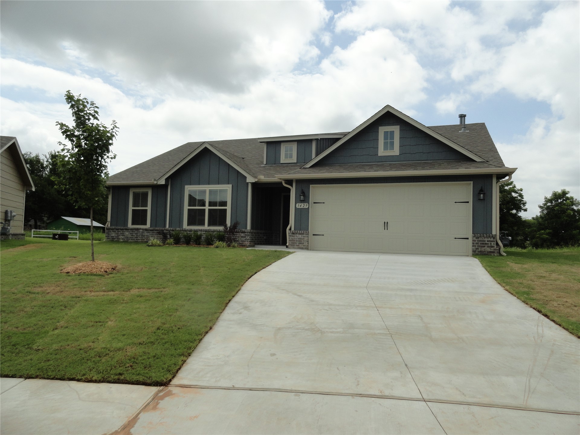 3429 E Plymouth Place Property Photo 1