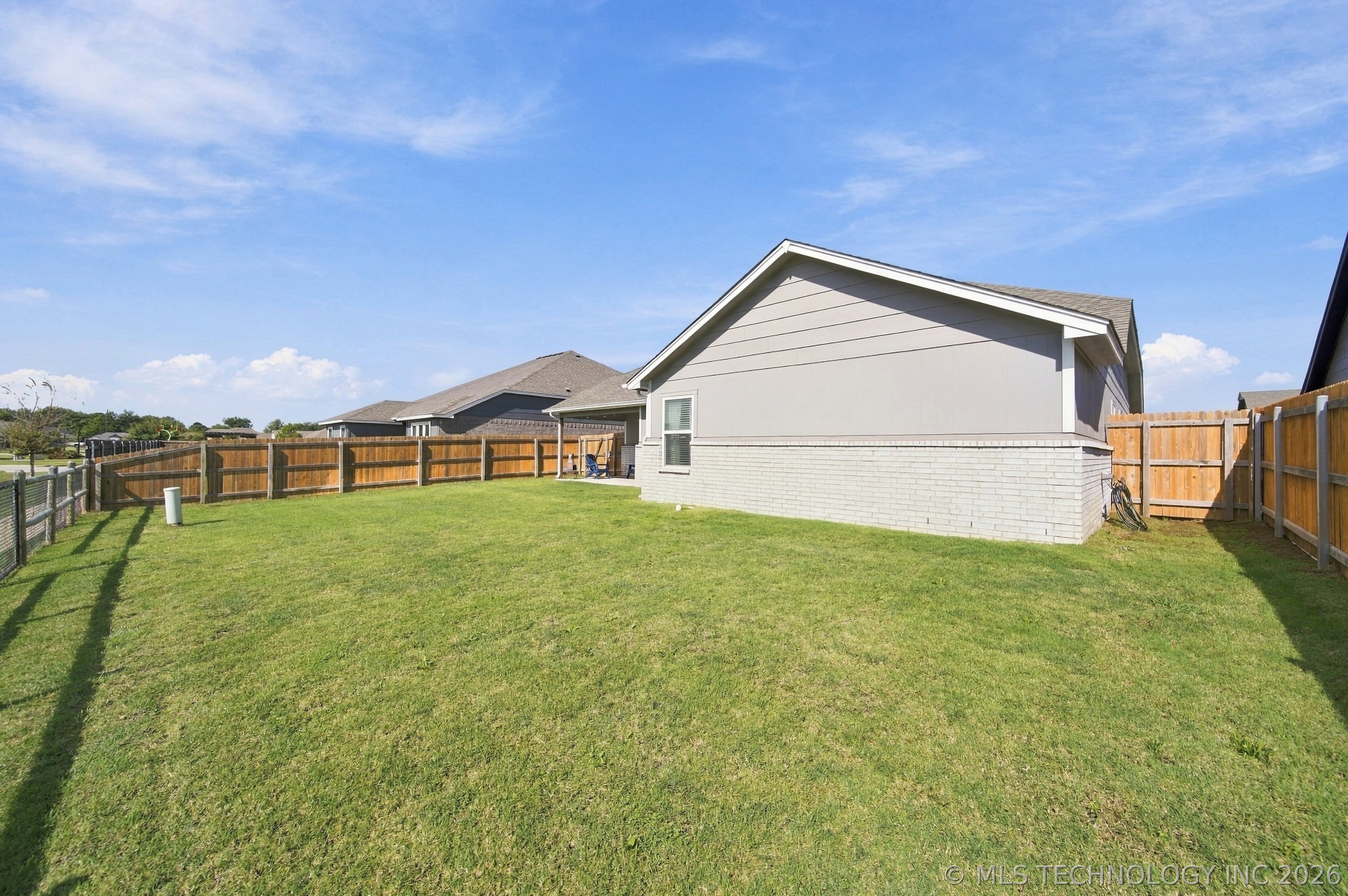 1664 E 138 Place S Property Photo 25