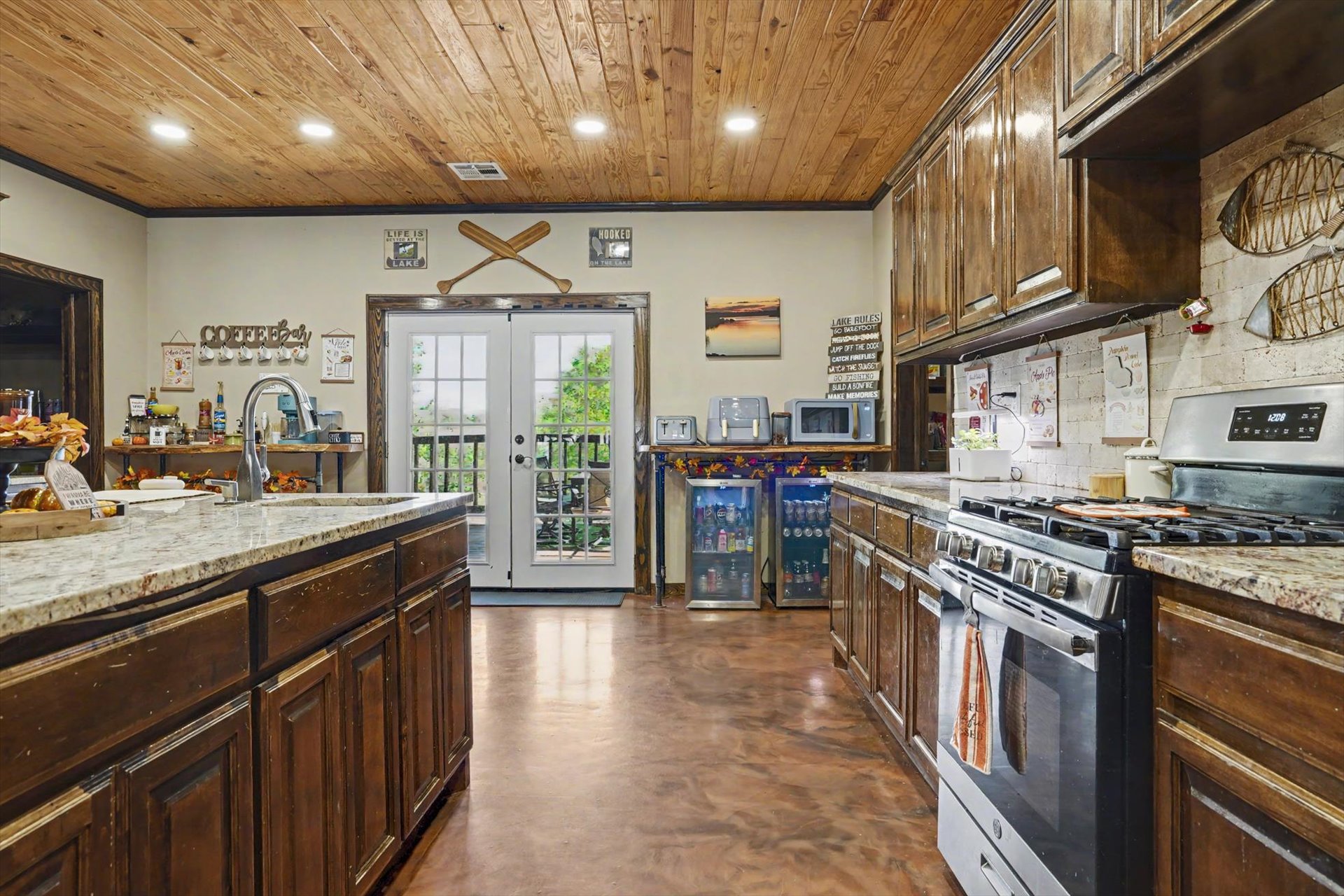 4995 Rocky Point Road Property Photo 10