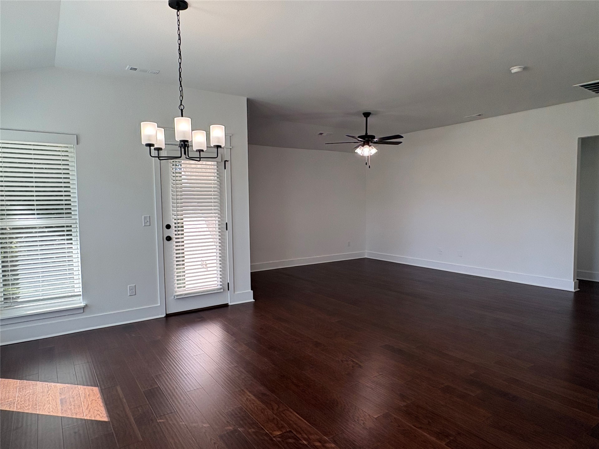 13014 S 20th Place E Property Photo 3