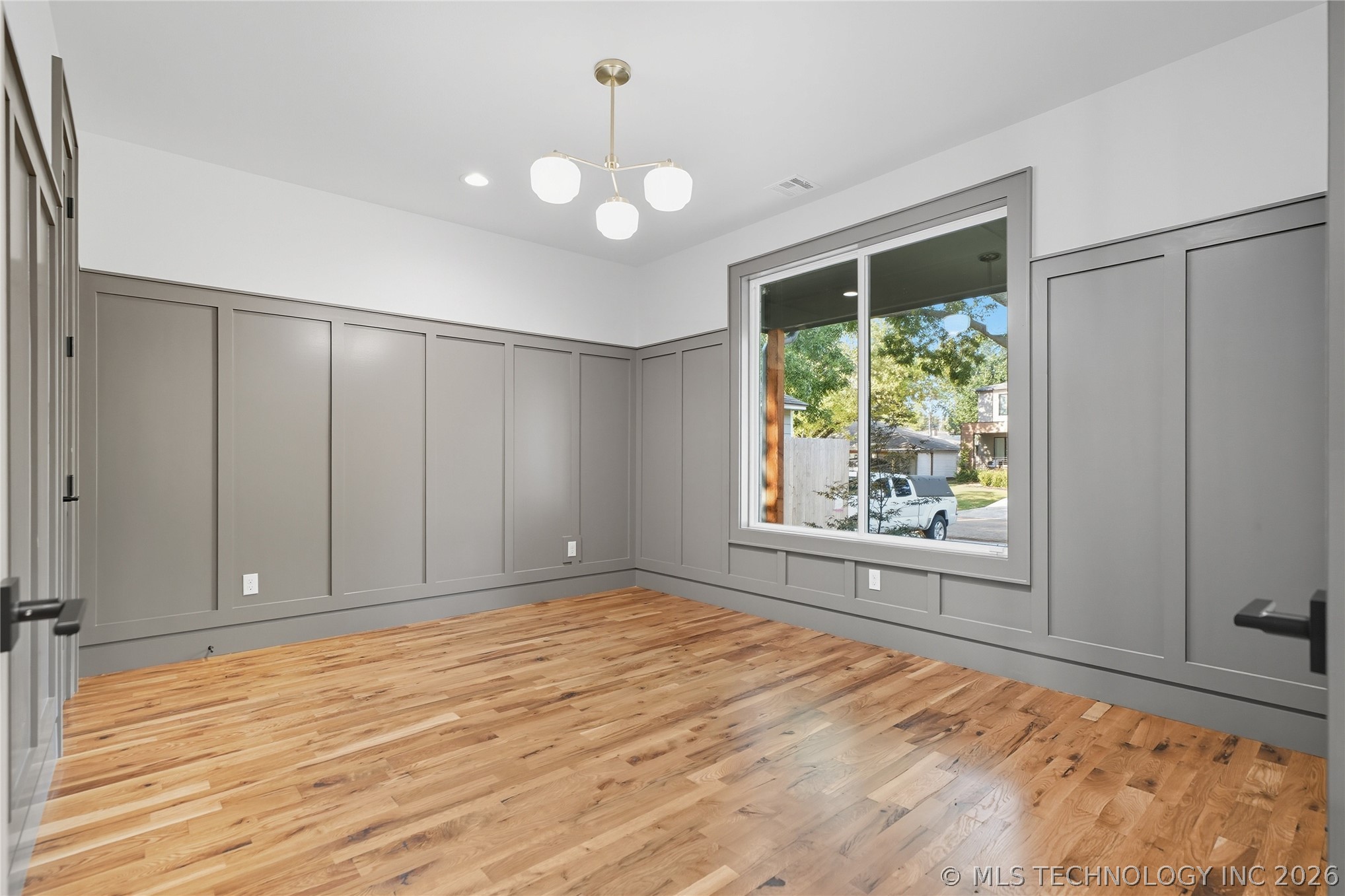 3921 S Madison Avenue Property Photo 18