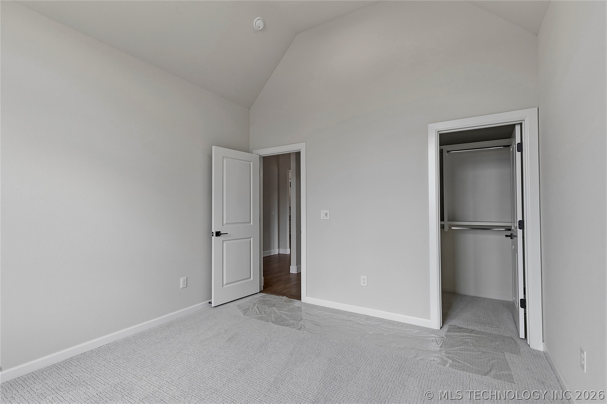 3709 W Laredo Street Property Photo 5