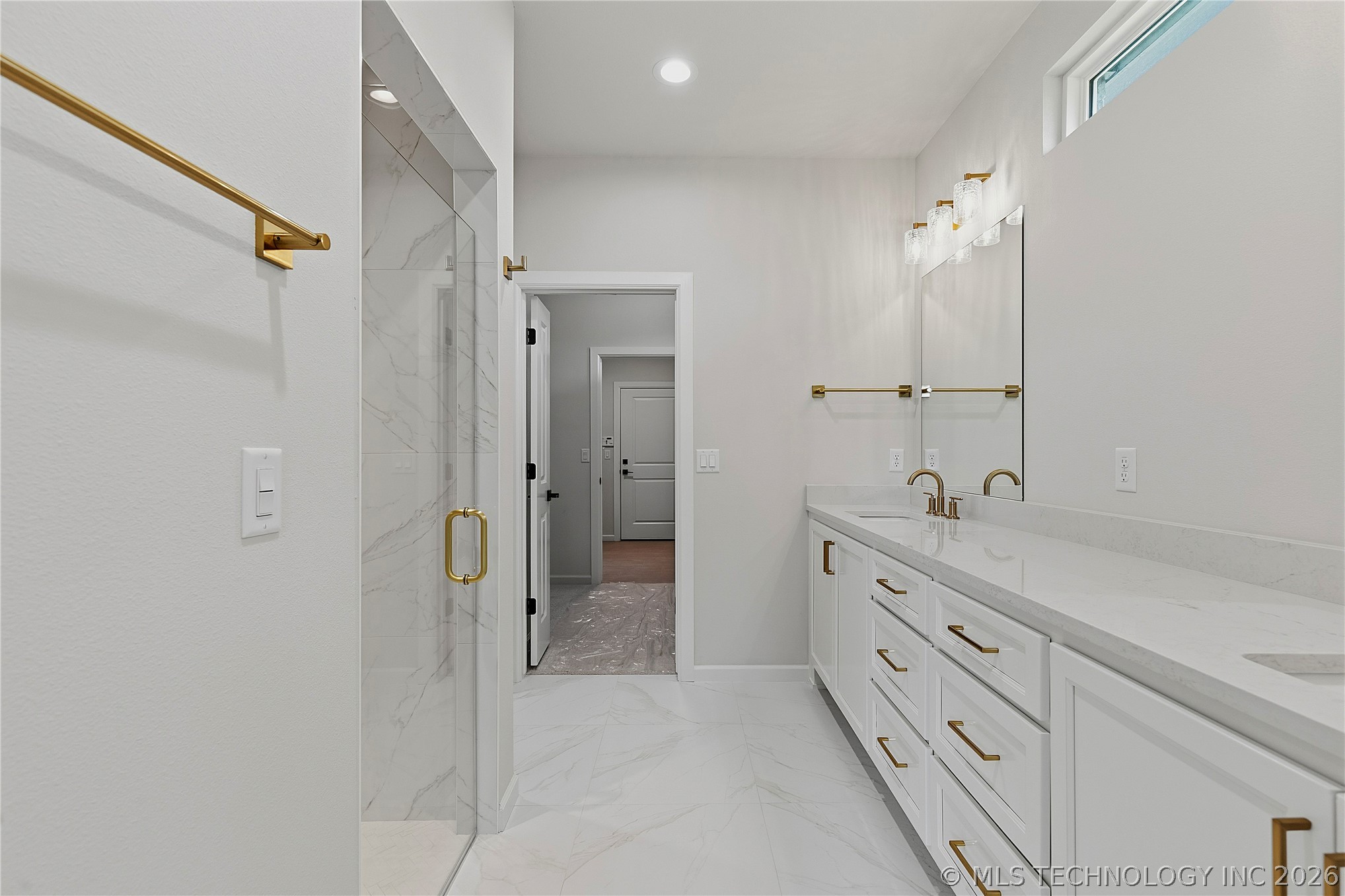 3709 W Laredo Street Property Photo 20