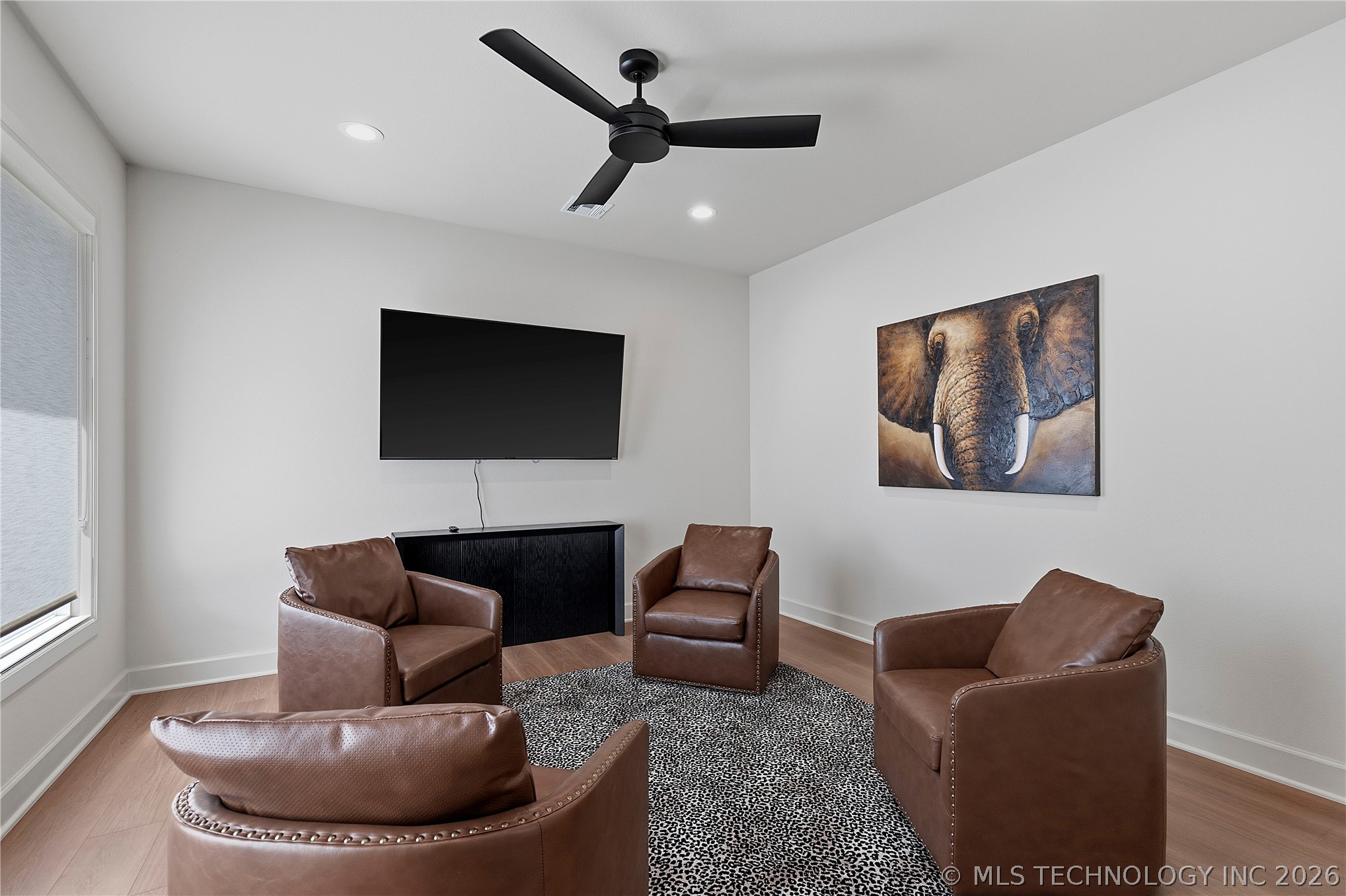 3709 W Laredo Street Property Photo 35